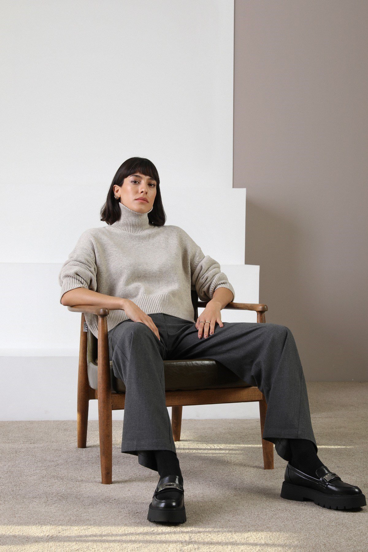 Ferraro A.Bej Uzun Kollu Balıkçı Yaka Kaşmirli Kadın Triko Kazak