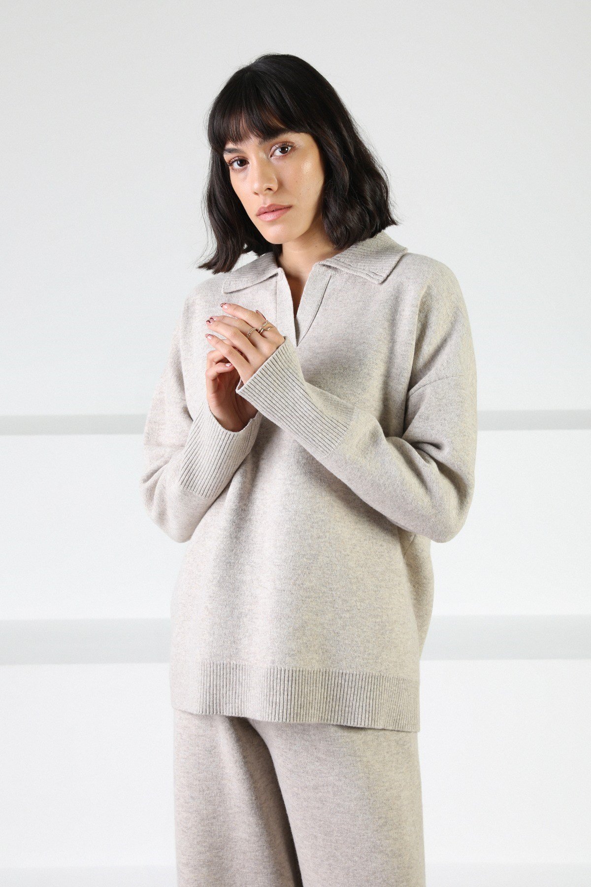 Ferraro A.Bej Uzun Kollu Polo Yaka Kaşmirli Kadın Triko Kazak