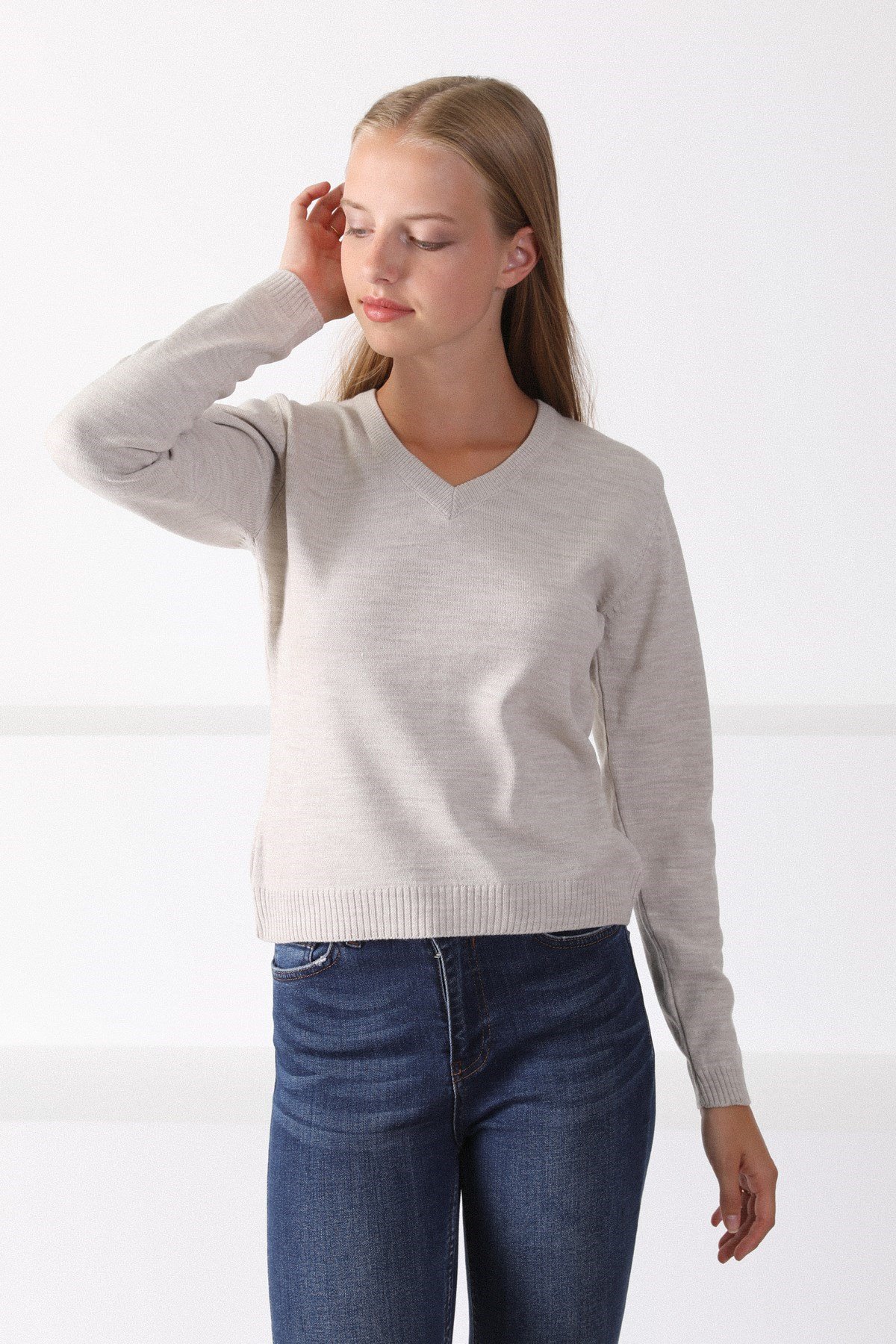 Ferraro A.Bej V Yaka Kadın Triko Kazak