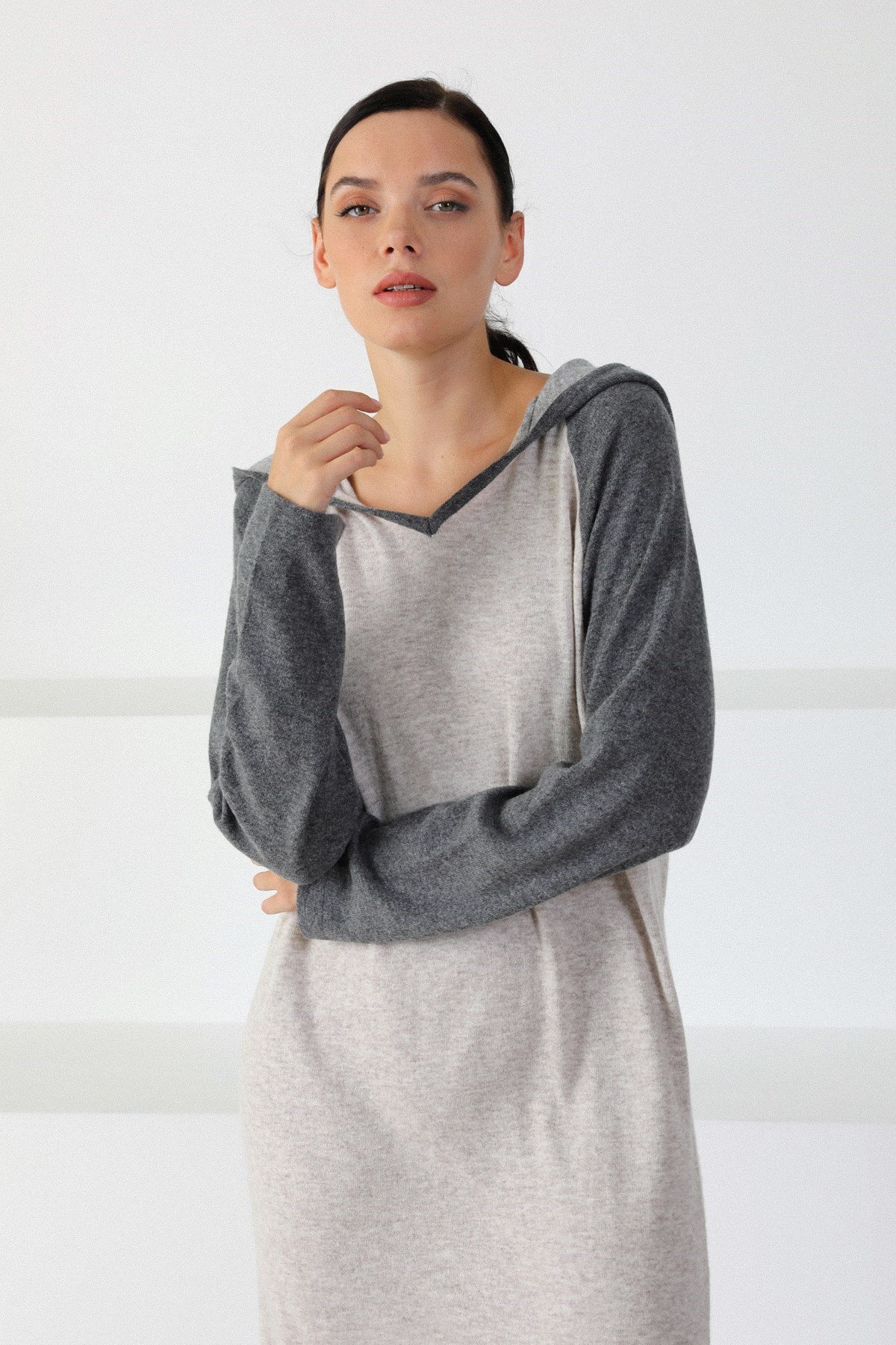 Ferraro A.Bej/Antrasit Kapüşonlu Pamuklu Kadın Triko Elbise