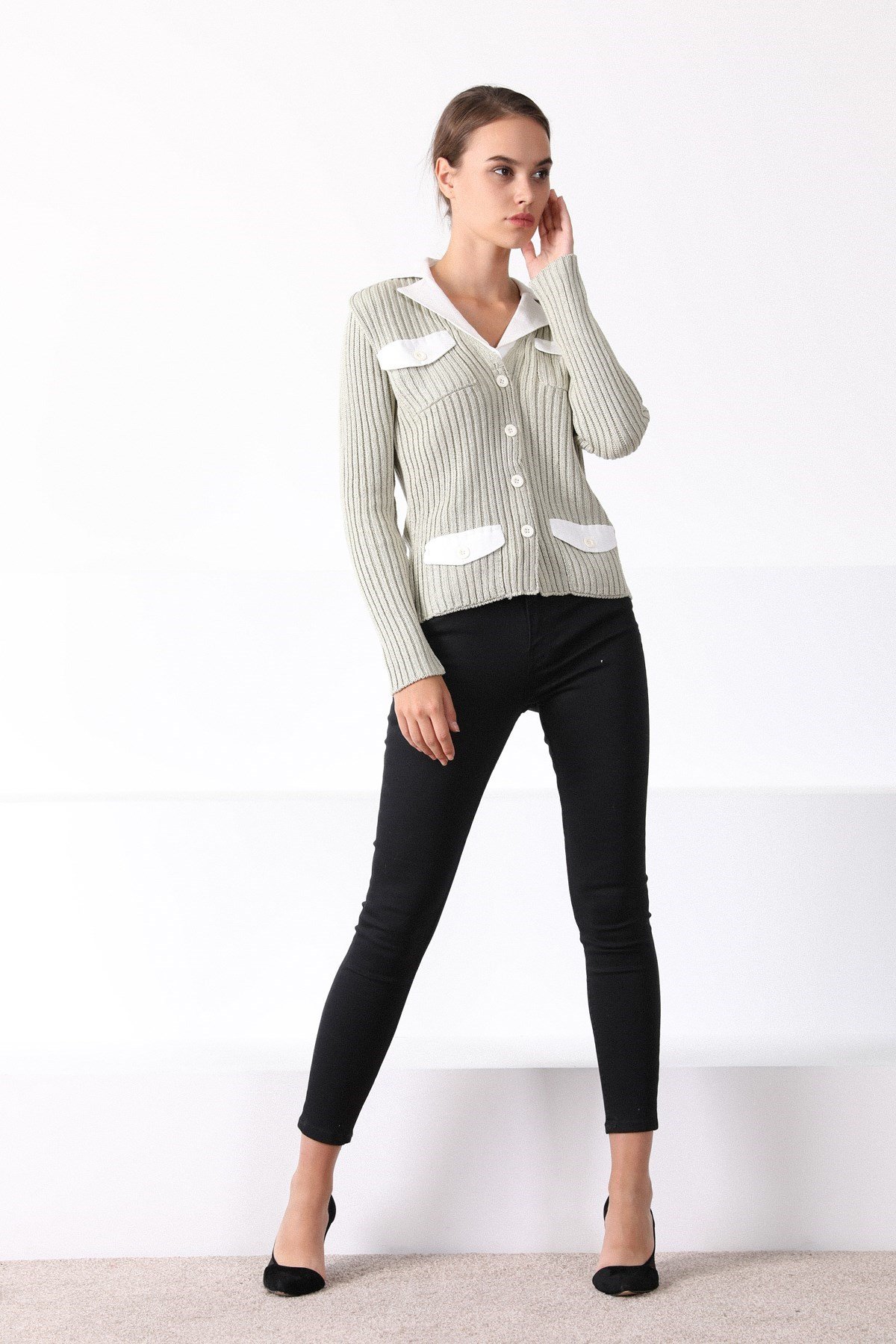 Ferraro A.Çağla Gömlek Yaka Kadın Triko Hırka