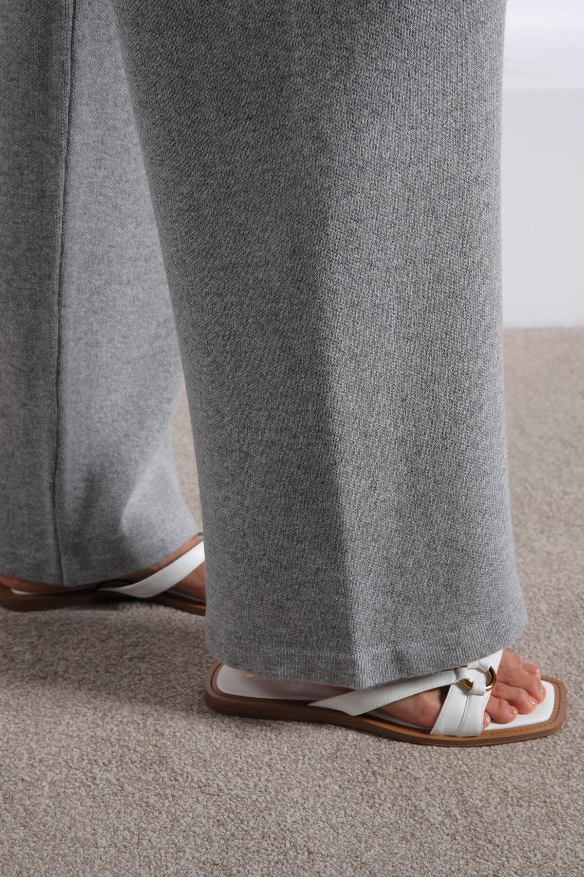 Ferraro A.Gri Bol Paça Kaşmirli Kadın Triko Pantolon