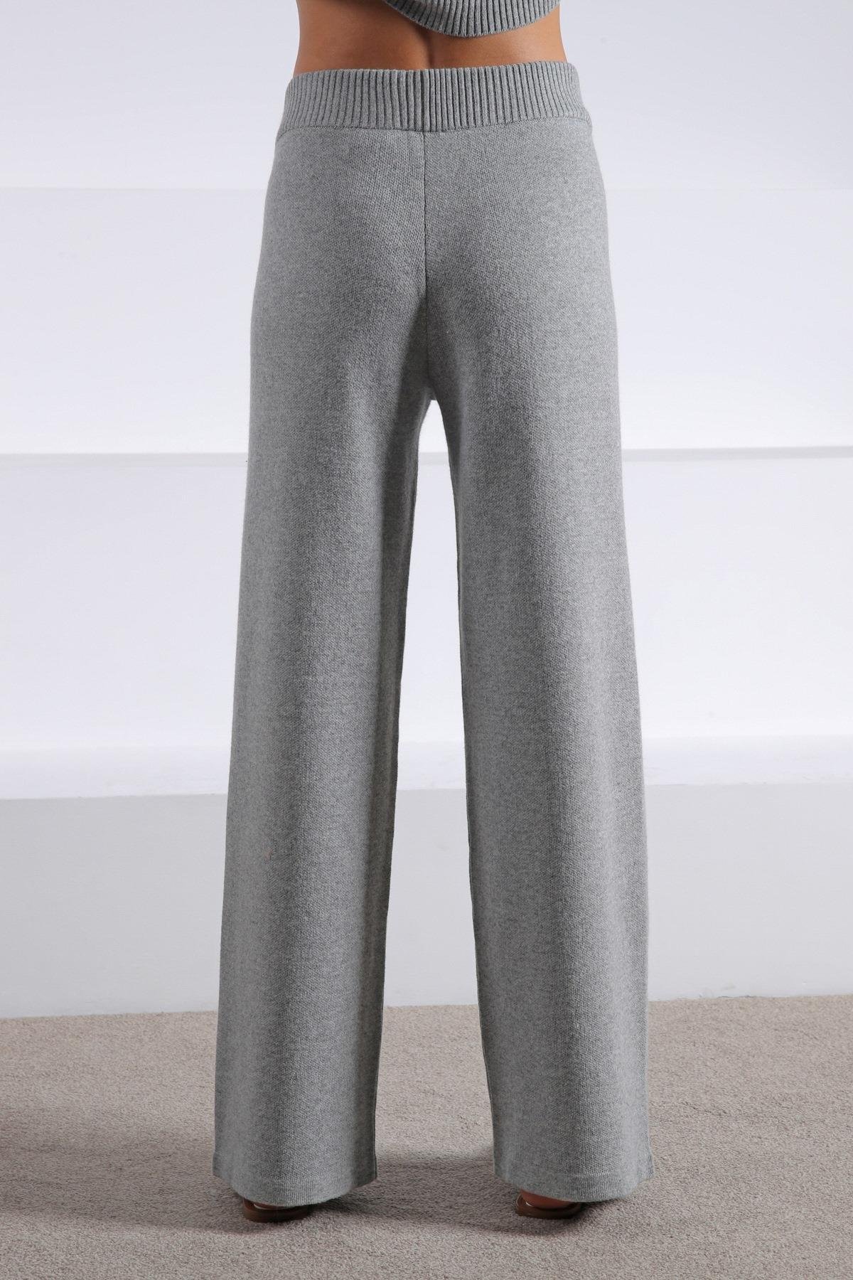 Ferraro A.Gri Bol Paça Kaşmirli Kadın Triko Pantolon