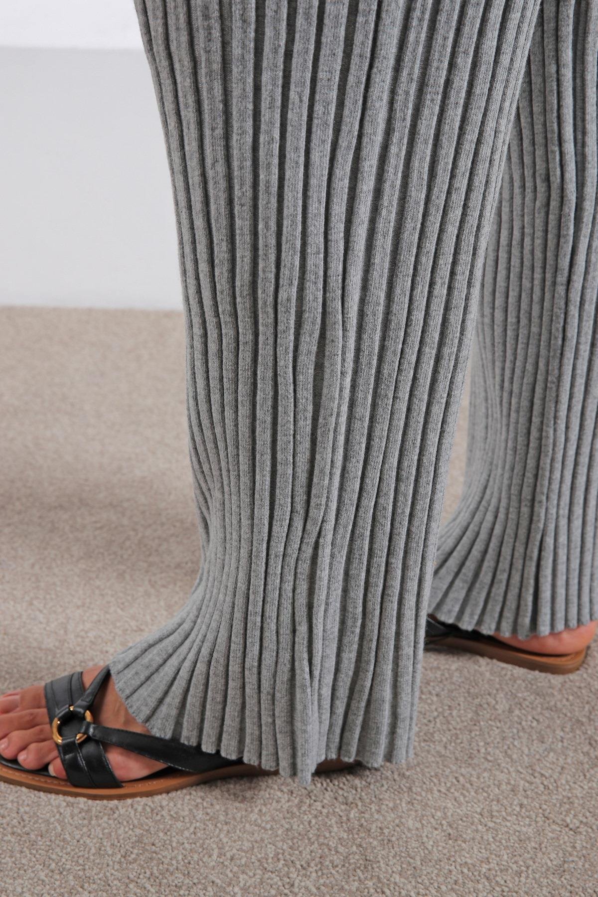 Ferraro A.Gri Cepli Bol Paça Kaşmirli Kadın Triko Pantolon