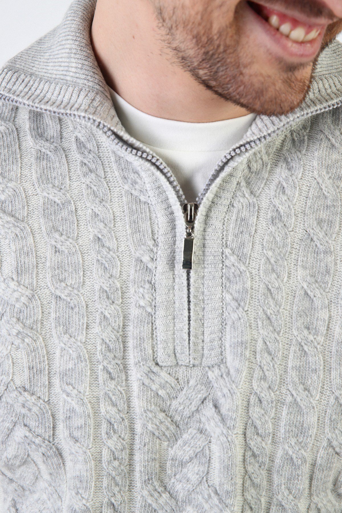 Ferraro A.Gri Fermuarlı Dik Yaka %100 Kuzu Yünü Erkek Kazak