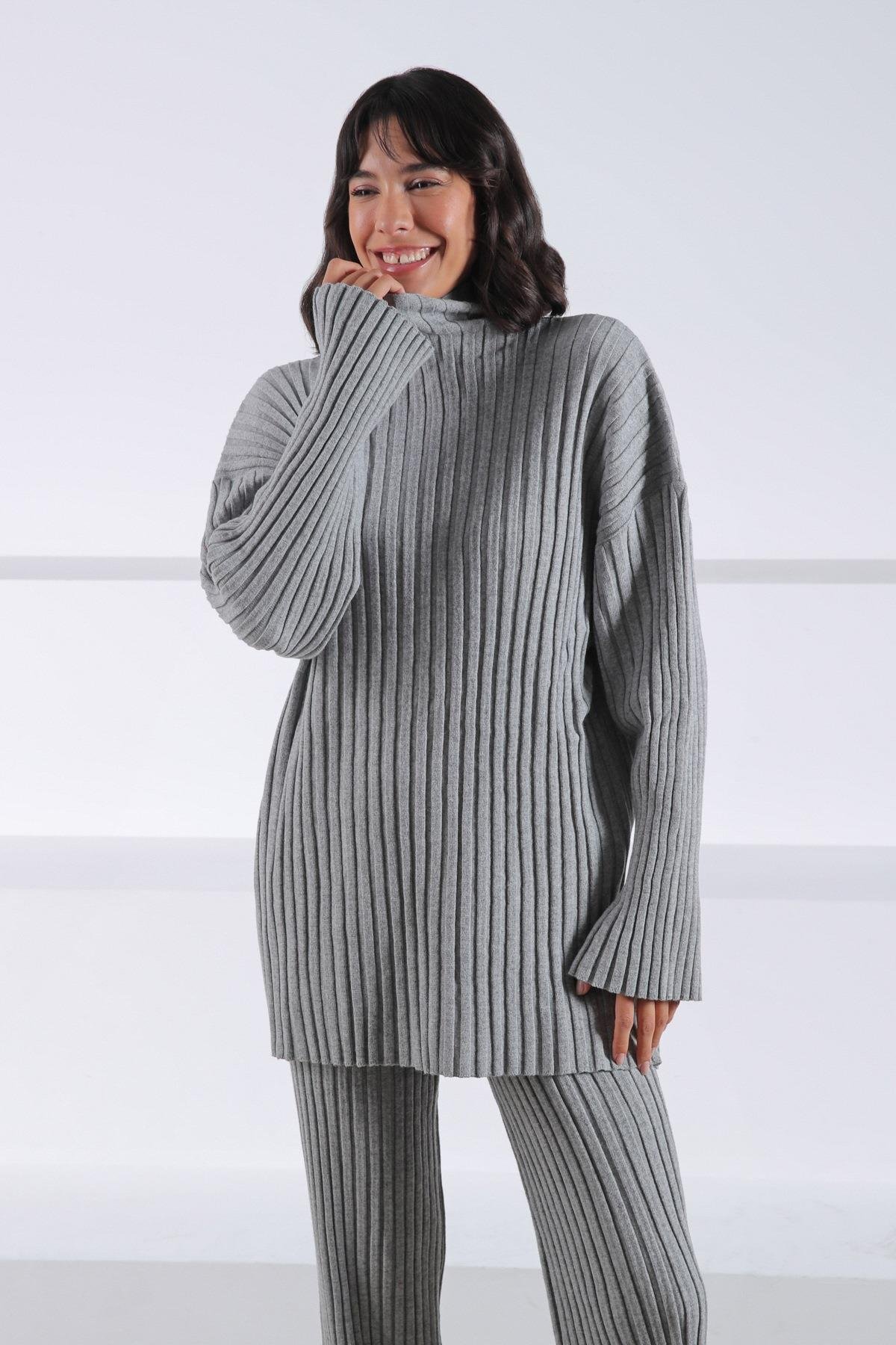 Ferraro A.Gri Uzun Kollu Balıkçı Yaka Kaşmirli Kadın Triko Kazak