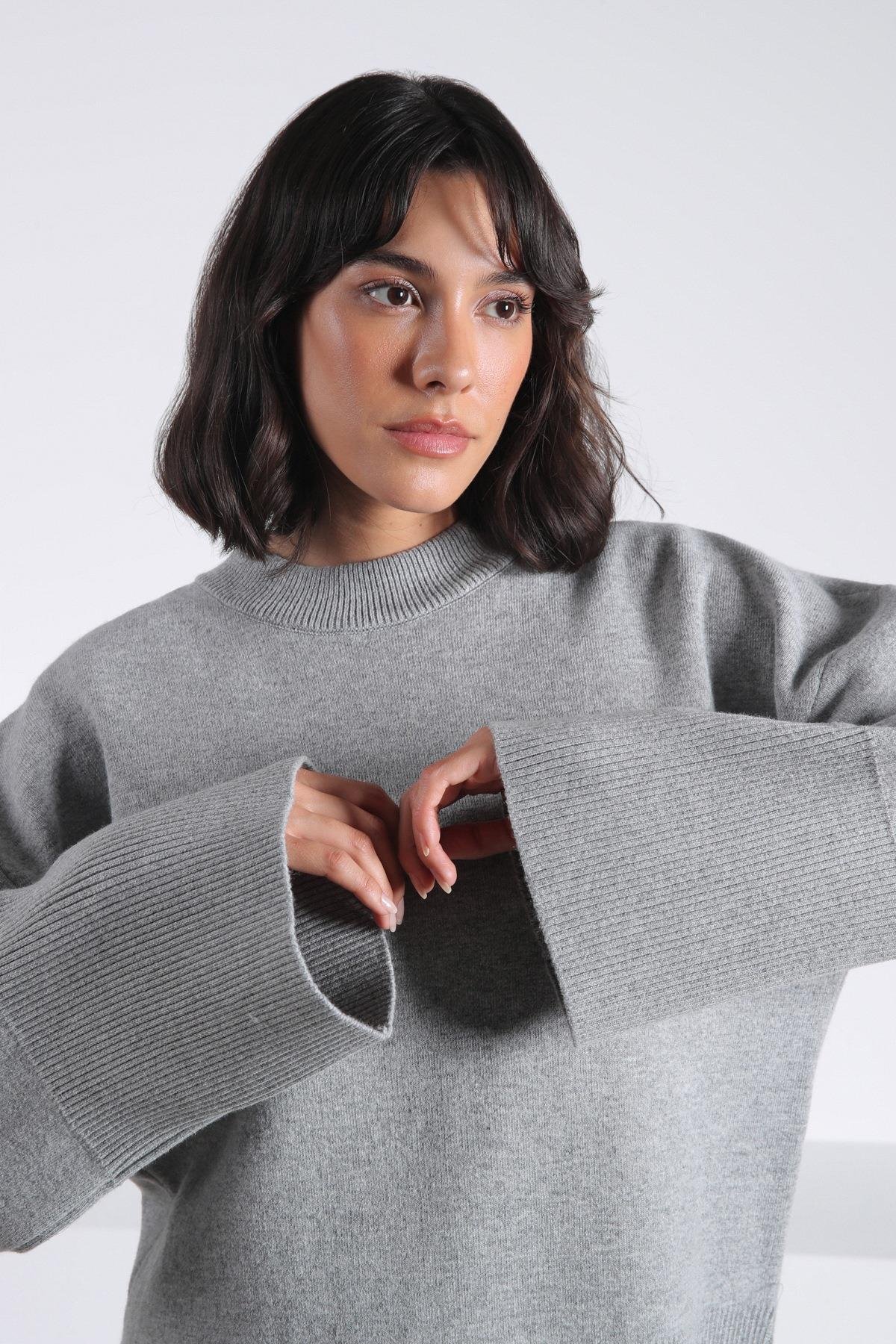 Ferraro A.Gri Uzun Kollu Bisiklet Yaka Kaşmirli Kadın Triko Kazak
