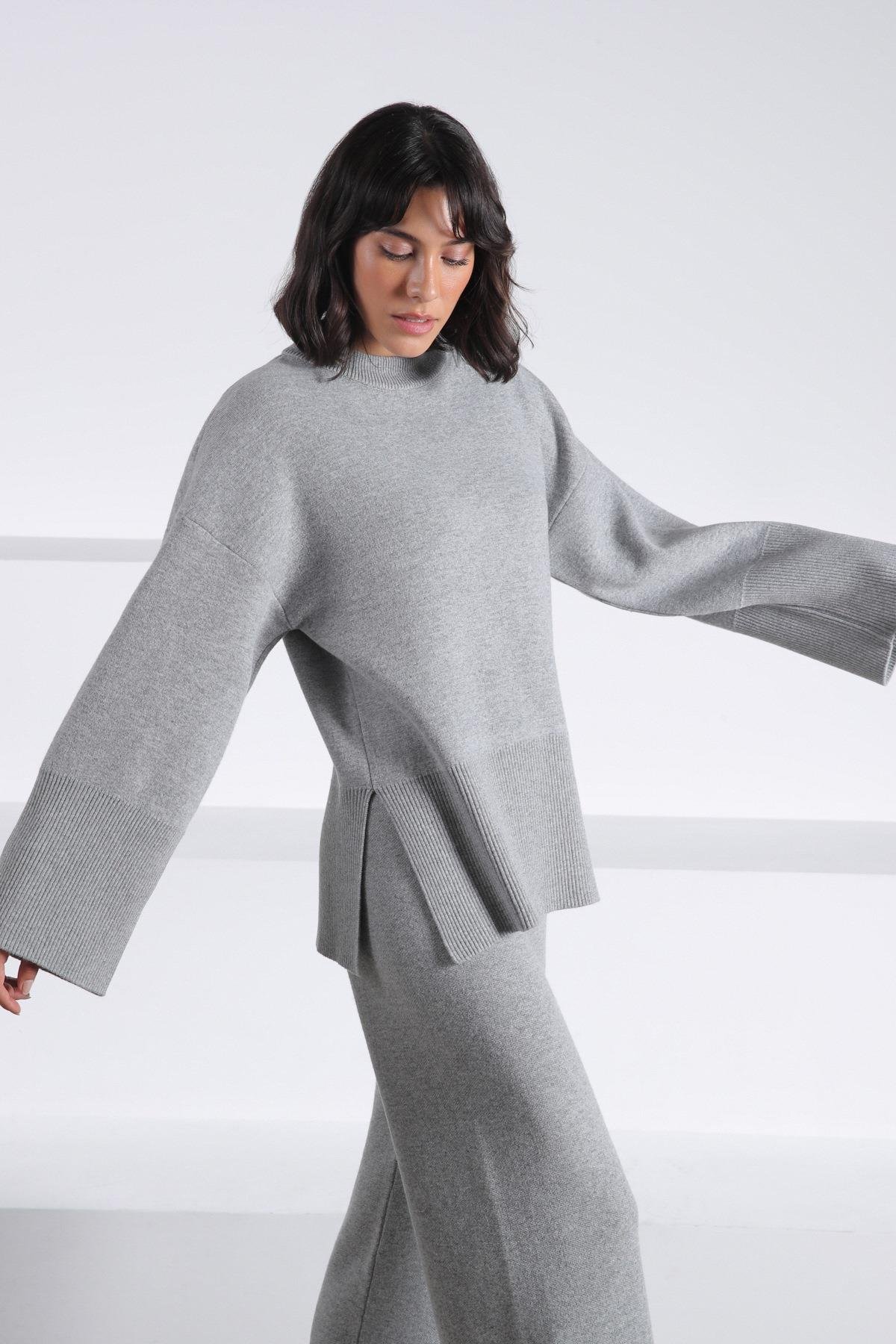 Ferraro A.Gri Uzun Kollu Bisiklet Yaka Kaşmirli Kadın Triko Kazak