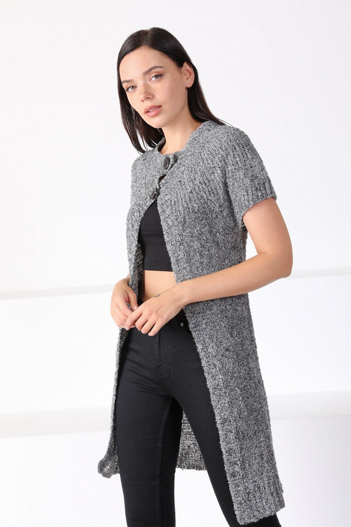 Ferraro A.Gri Yuvarlak Yaka Uzun Kadın Triko Hırka