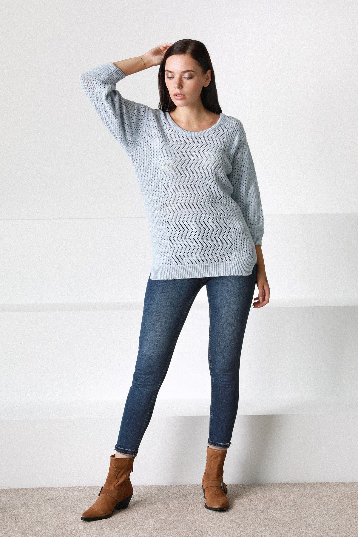 Ferraro A.Mavi O Yaka Ajurlu Yünlü Kadın Triko Kazak