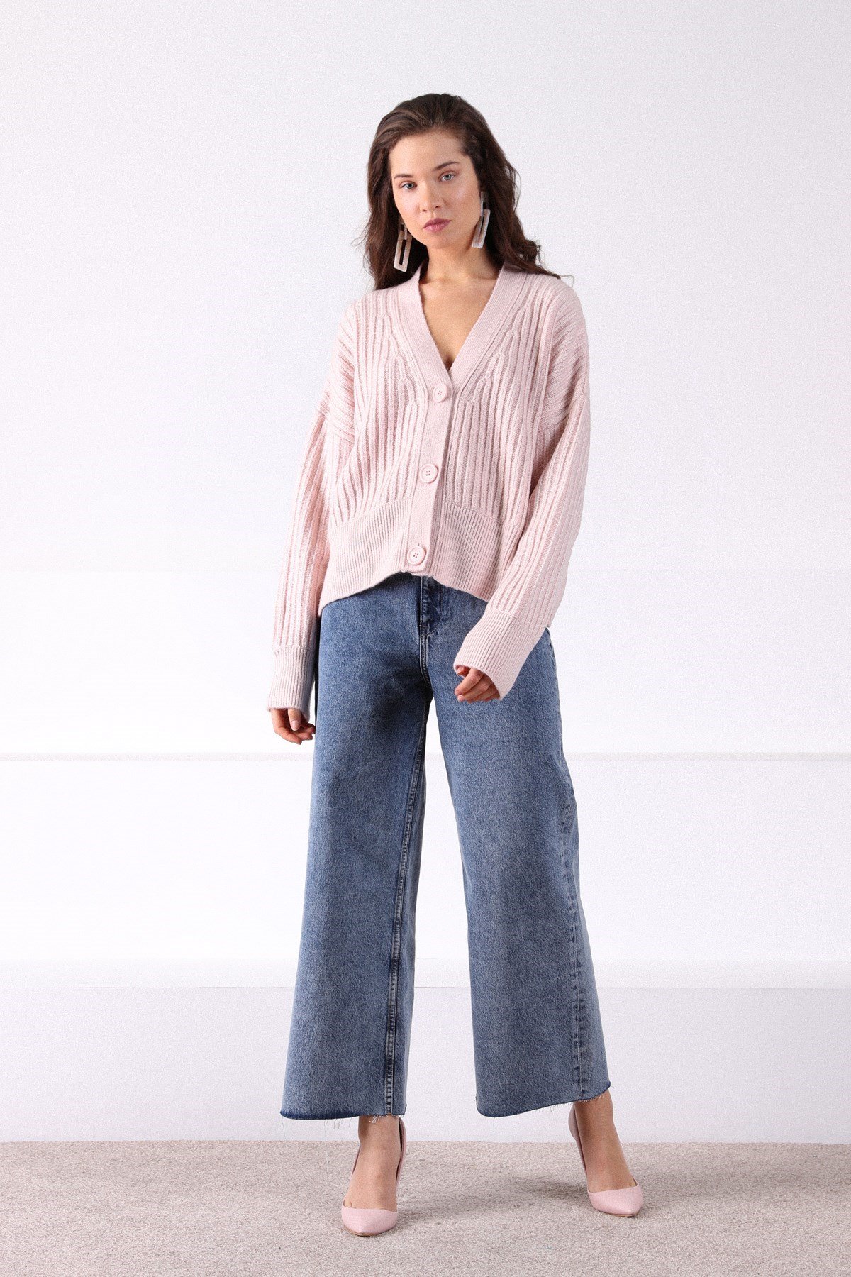 Ferraro A.Pembe Düşük Omuz Yün Kadın Triko Hırka