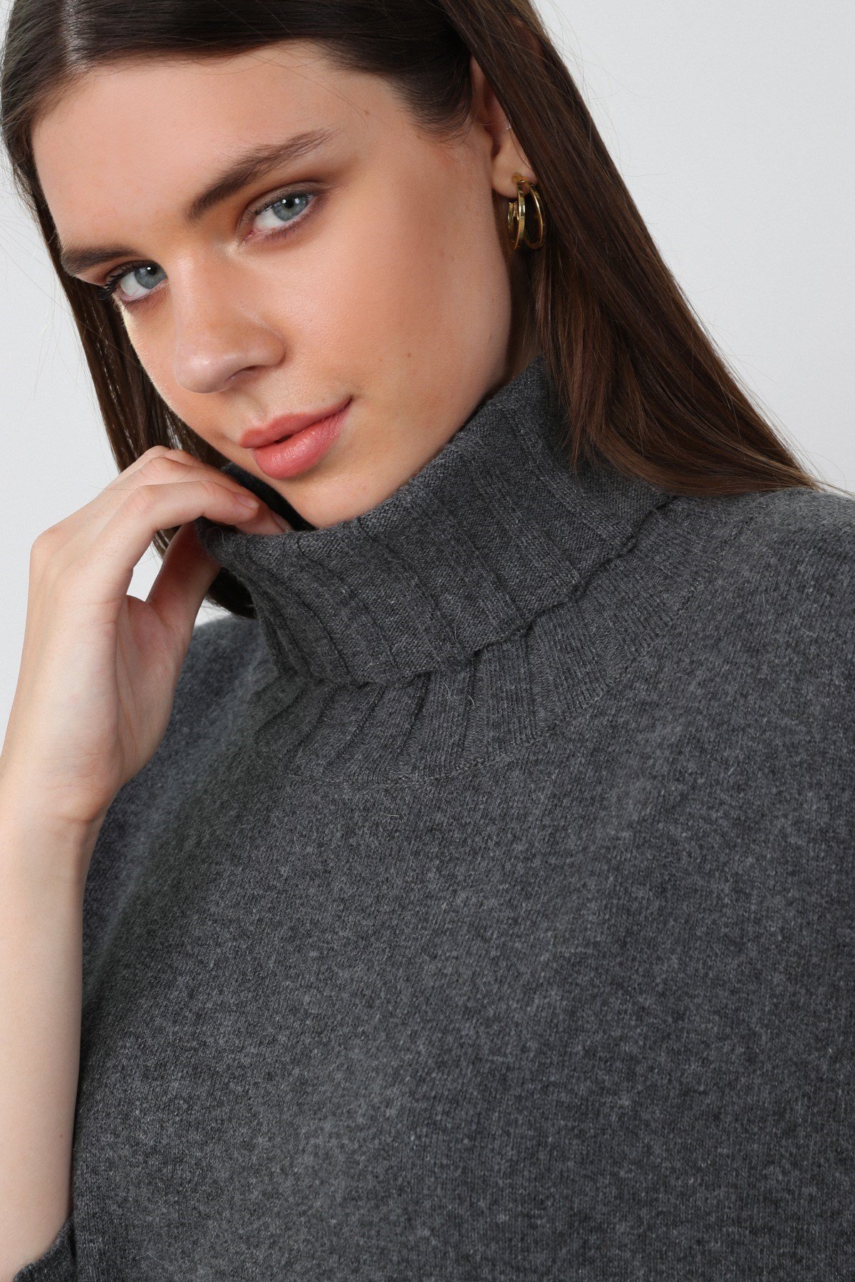 Ferraro Antrasit Balıkçı Yaka Kaşmirli Kadın Triko Kazak