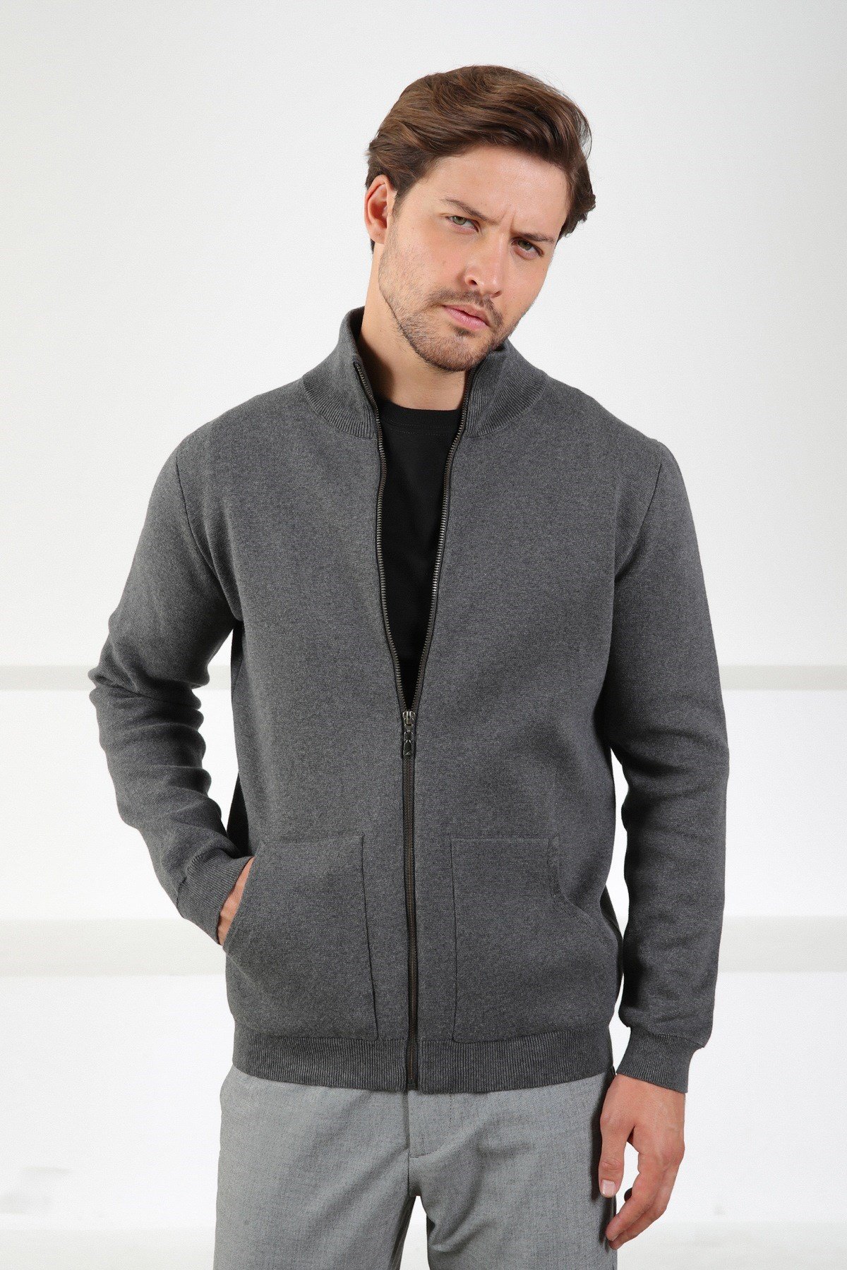 Ferraro Antrasit Çift Cep %100 Pamuk Erkek Triko Hırka