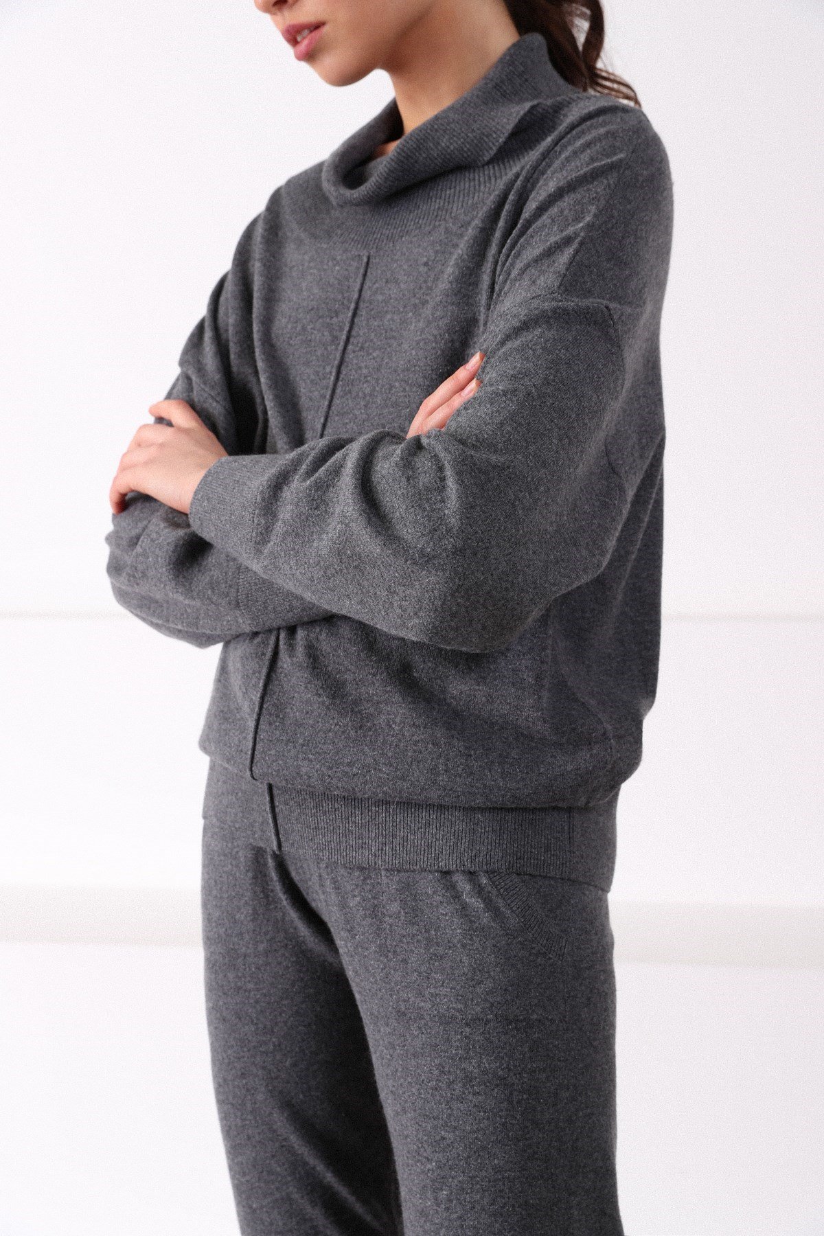 Ferraro Antrasit Degaje Yaka Kaşmirli Kadın Triko Kazak