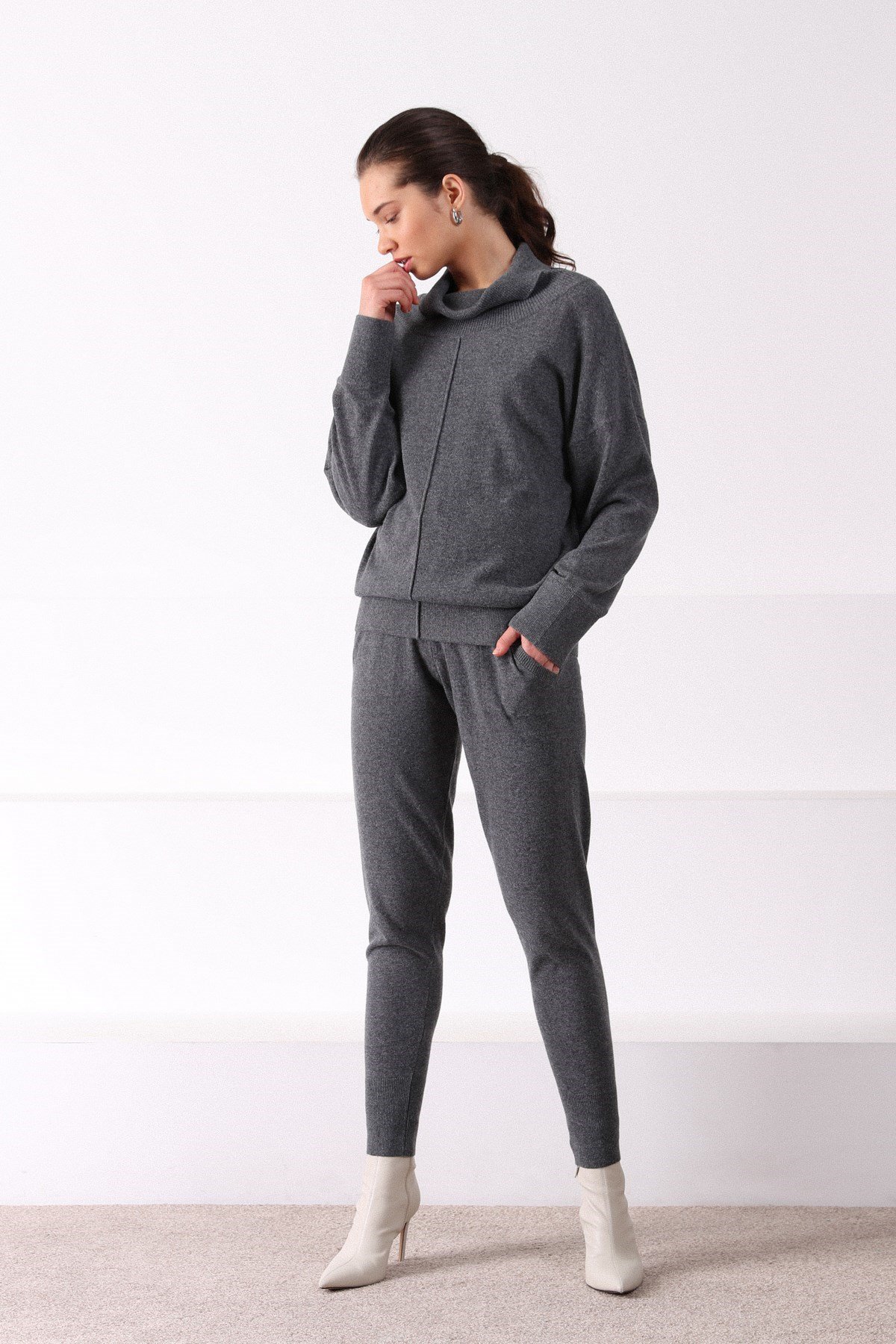 Ferraro Antrasit Degaje Yaka Kaşmirli Kadın Triko Kazak