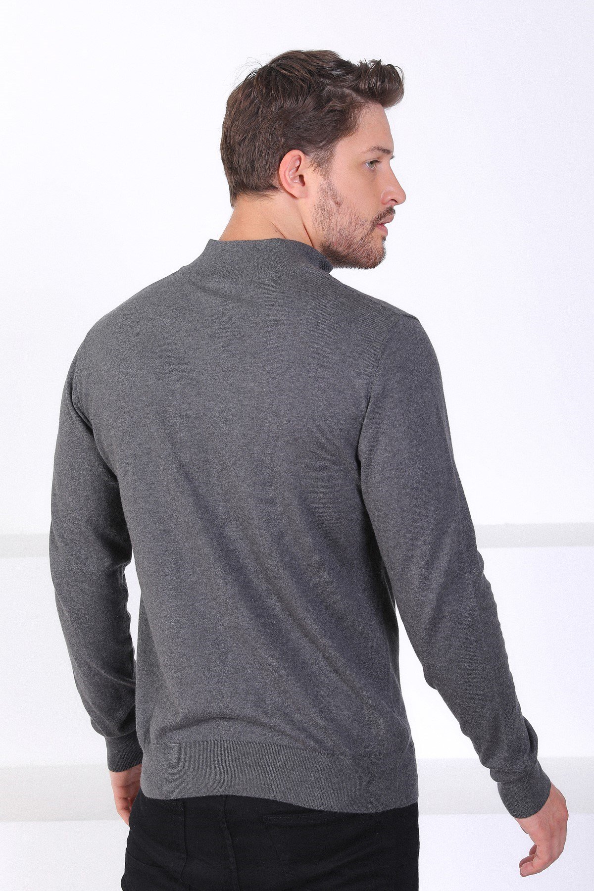 Ferraro Antrasit Dik Yaka Düz Renk Pamuk Erkek Kazak