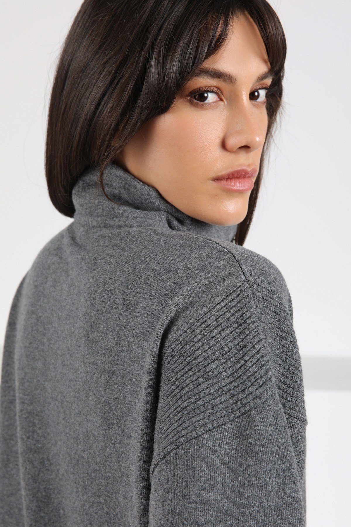 Ferraro Antrasit Fermuarlı Kaşmirli Kadın Triko Kazak