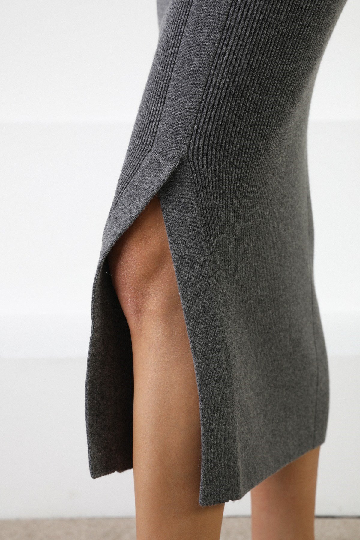 Ferraro Antrasit Fitilli Kaşmirli Kadın Triko Etek