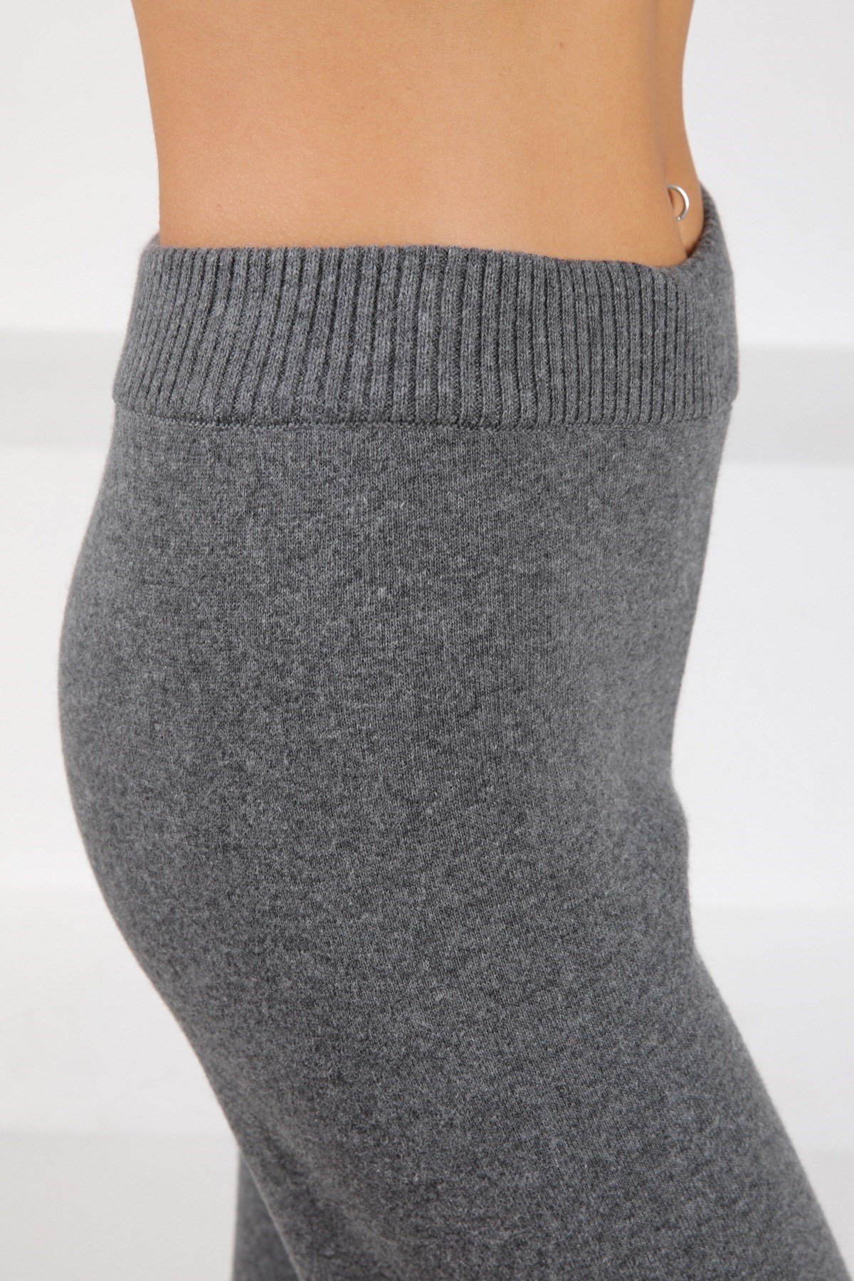 Ferraro Antrasit Kaşmirli Kadın Triko Pantolon