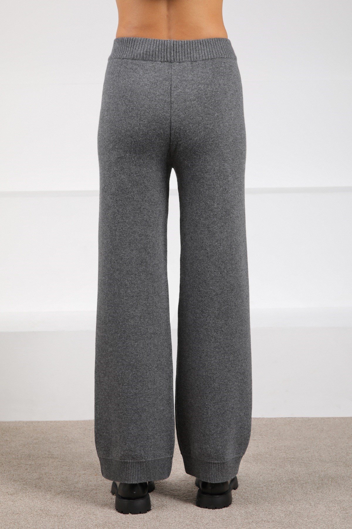 Ferraro Antrasit Kaşmirli Kadın Triko Pantolon