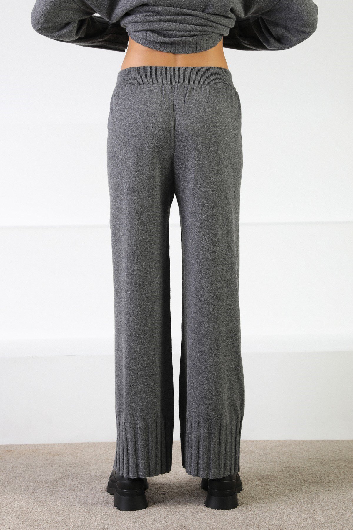 Ferraro Antrasit Lastikli Paça Kaşmirli Kadın Triko Pantolon