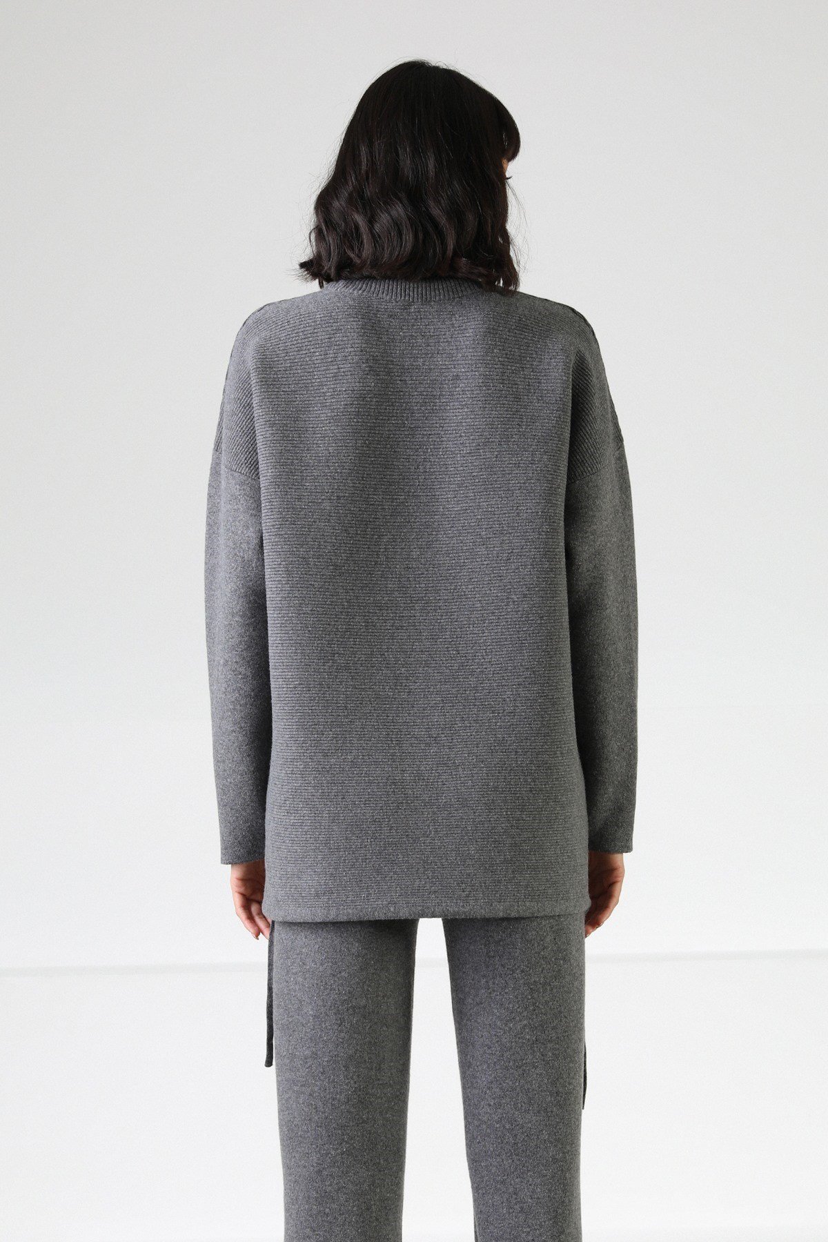 Ferraro Antrasit Uzun Kollu Balıkçı Yaka Kaşmirli Kadın Triko Kazak