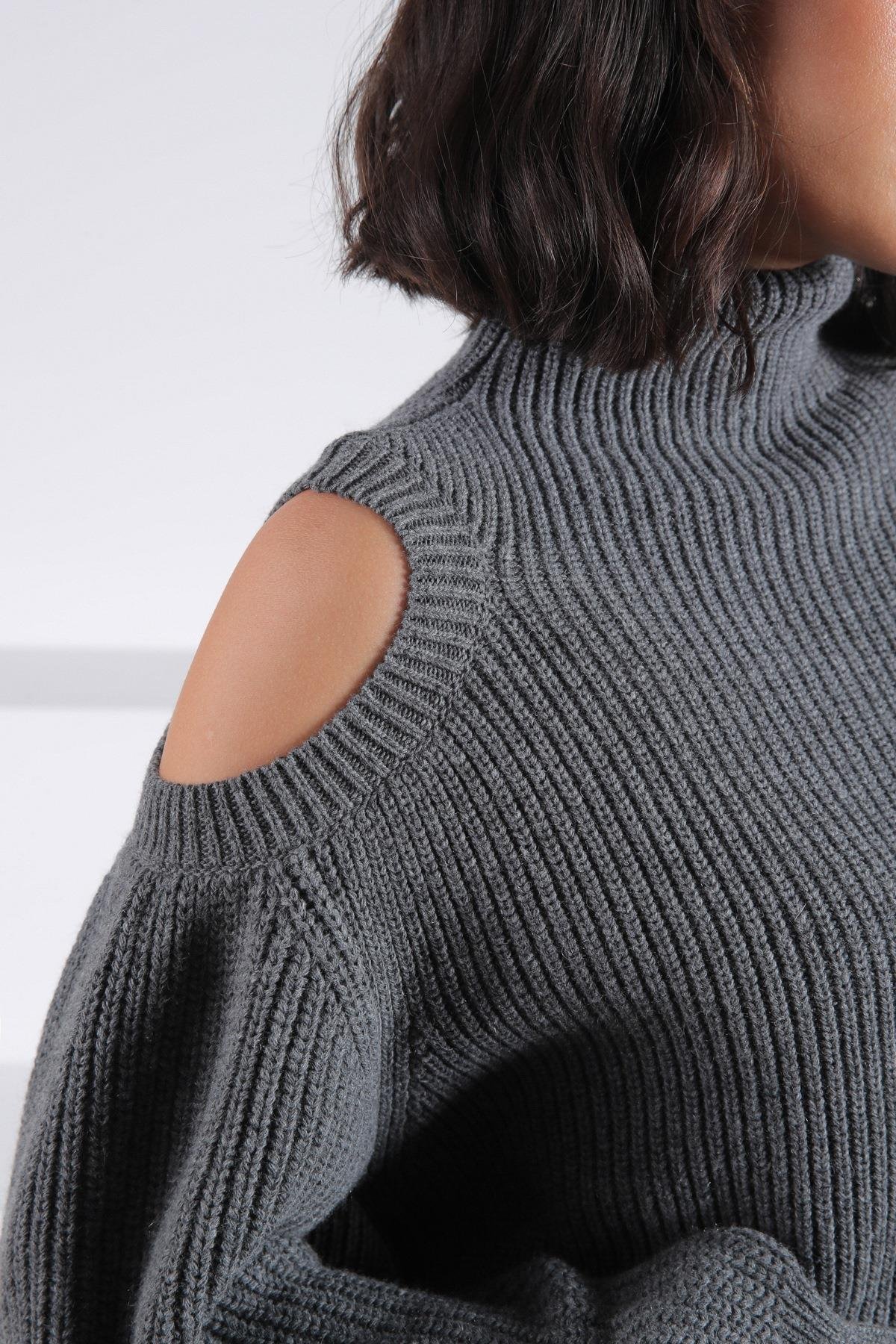 Ferraro Antrasit Uzun Kollu Omuz Detaylı Kaşmirli Kadın Triko Kazak