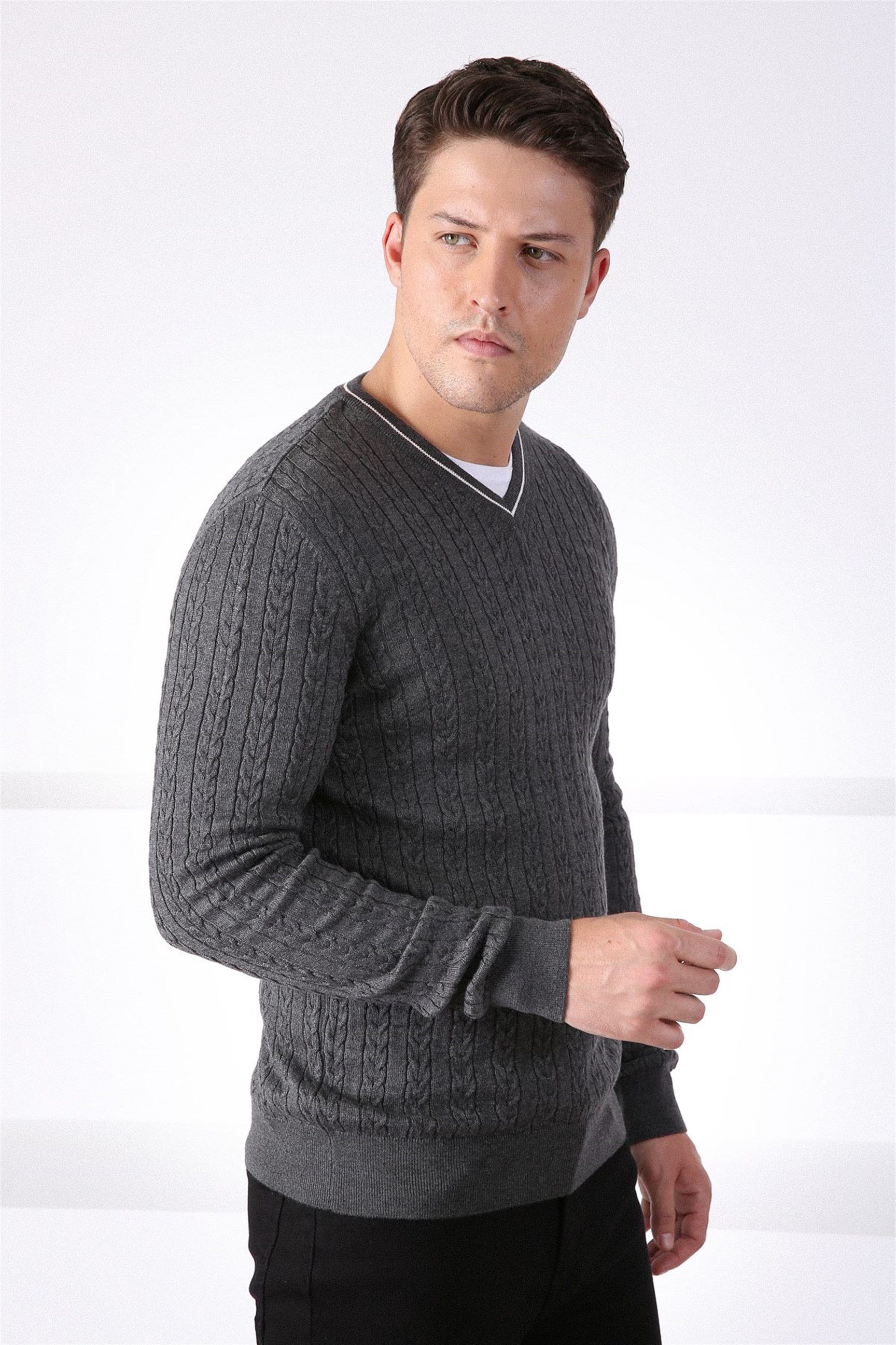 Ferraro Antrasit V Yaka Erkek Pamuk Kazak