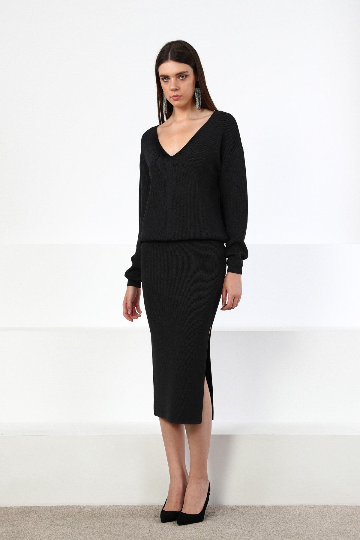 Ferraro Antrasit V Yaka Kadın Triko Kazak