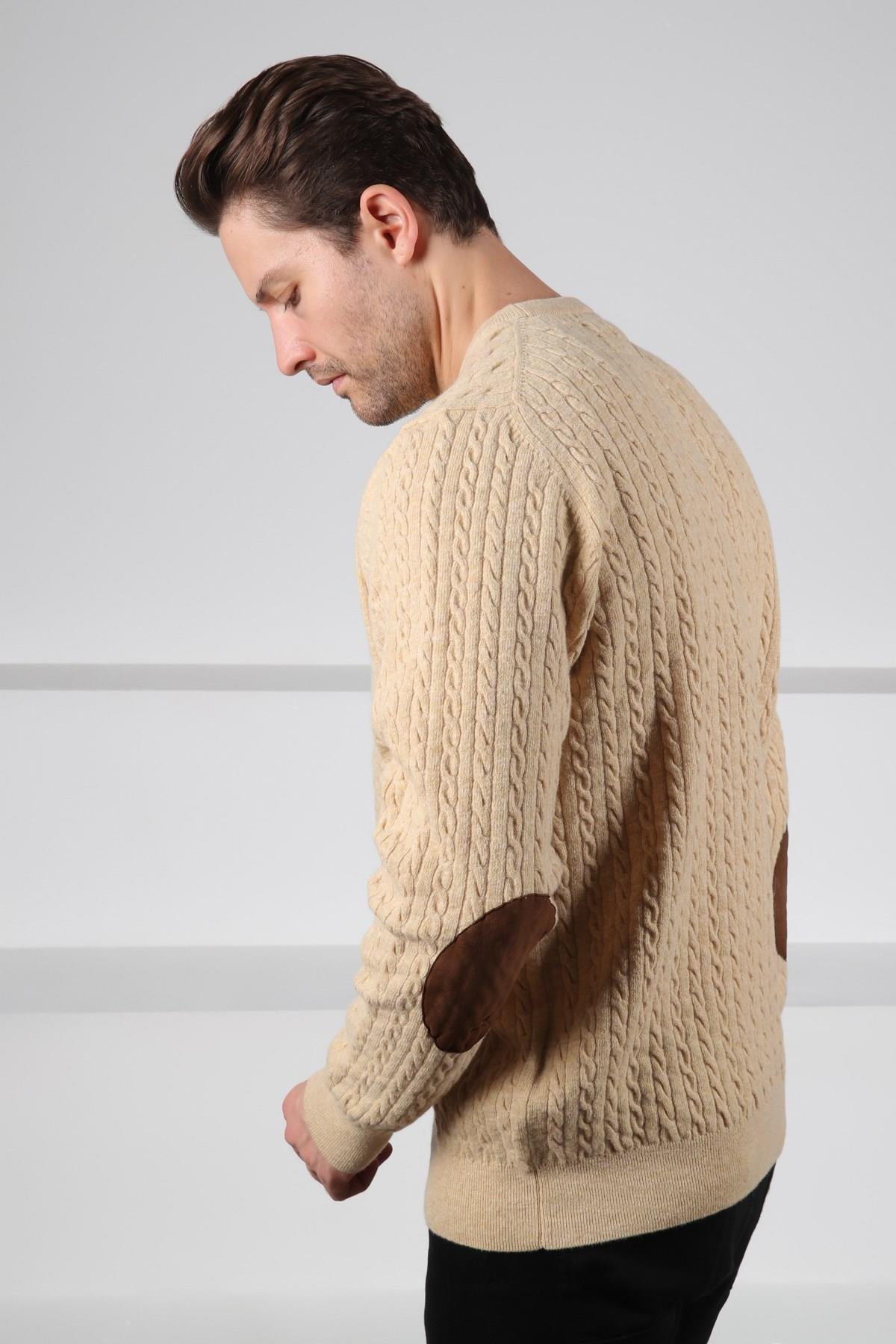 Ferraro Bej Bisiklet Yaka Kabartmalı Saç Örgü Desenli Uzun Kollu %100 Kuzu Yünü Erkek Triko Kazak