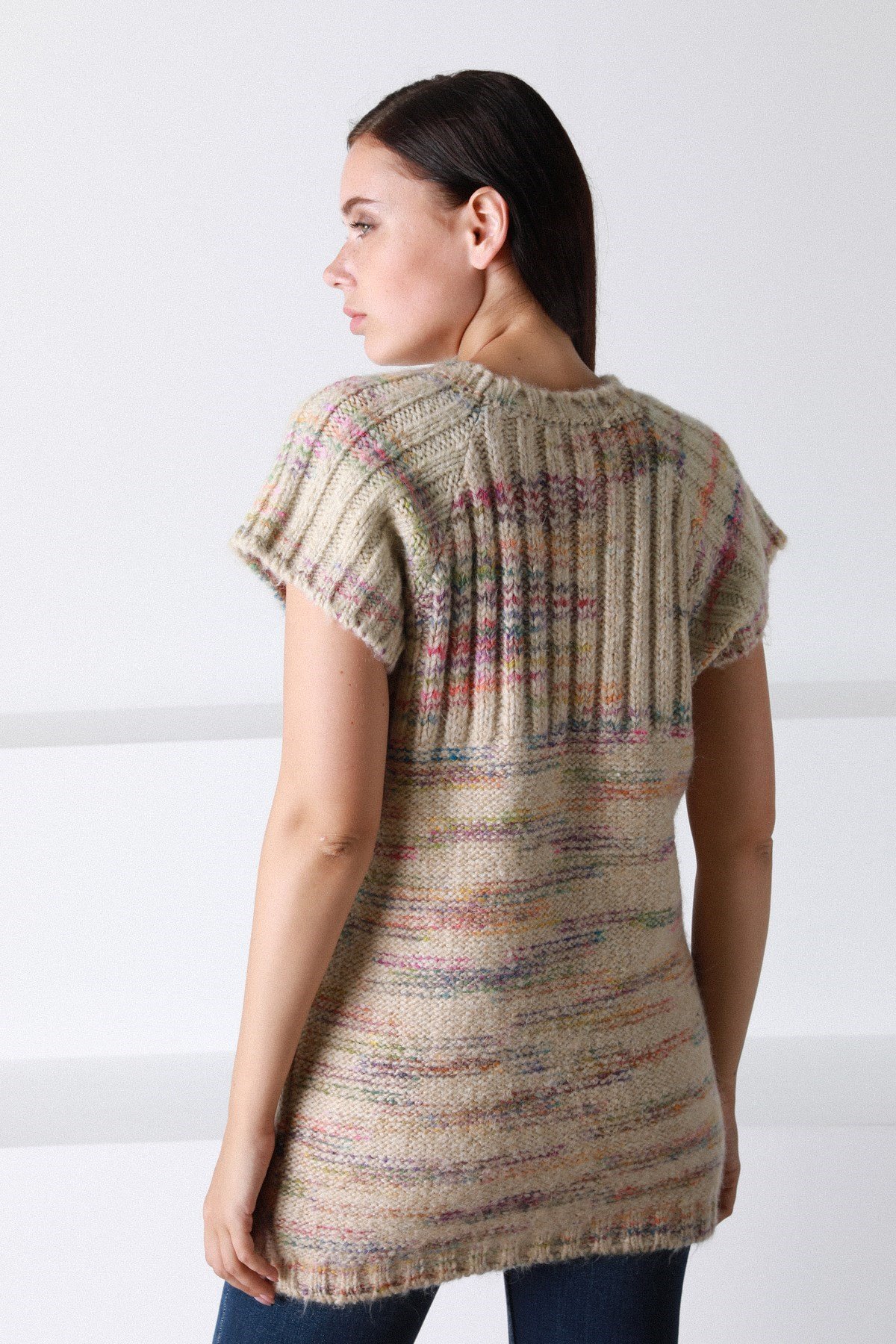 Ferraro Bej Yuvarlak Yaka Yünlü Kadın Triko Kazak