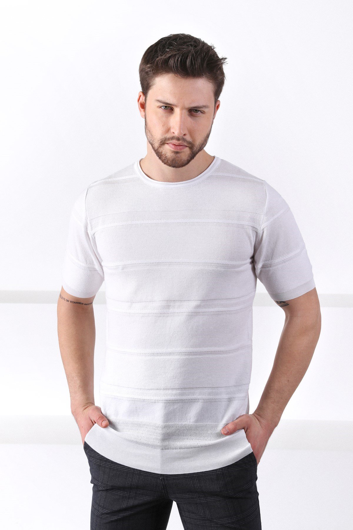 Ferraro Beyaz Bisiklet Yaka Erkek Pamuk Triko T-Shirt