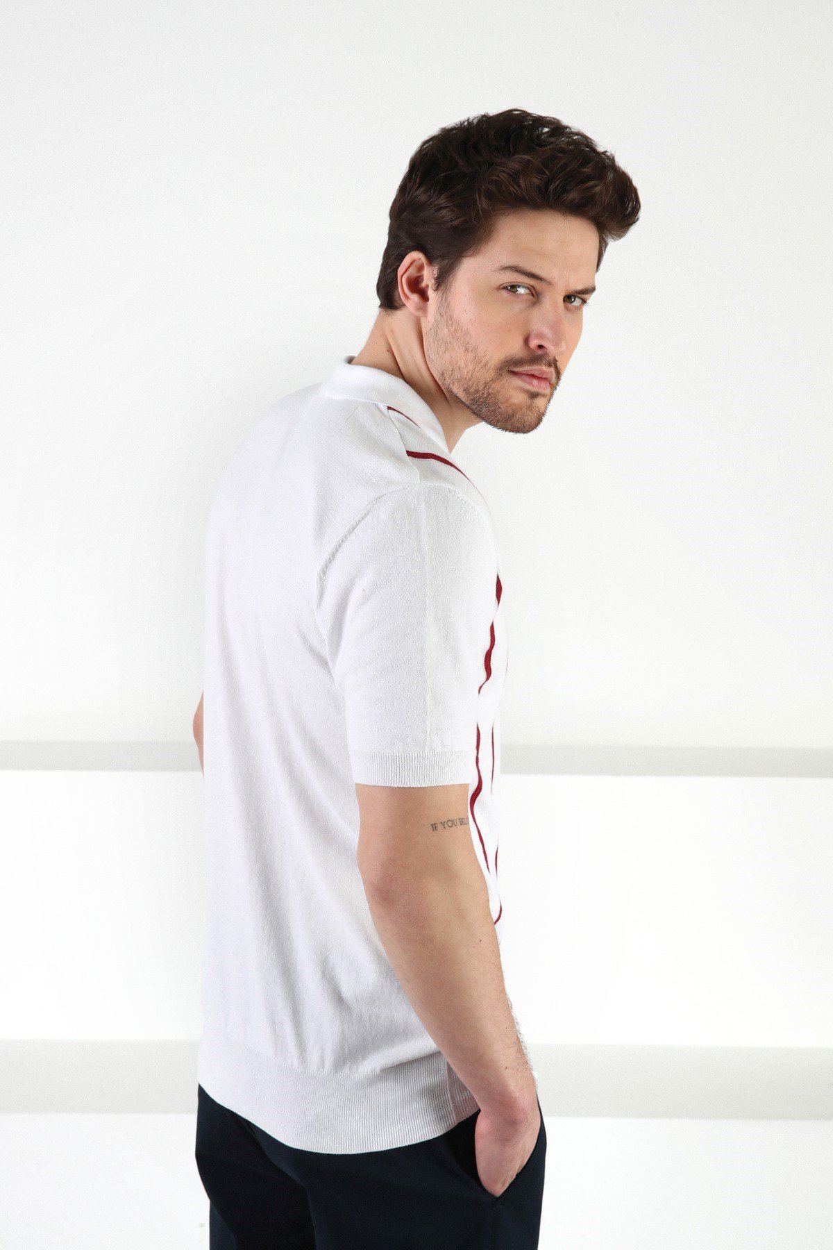Ferraro Beyaz Fermuarlı Polo Yaka %100 Pamuk Erkek Triko T-Shirt