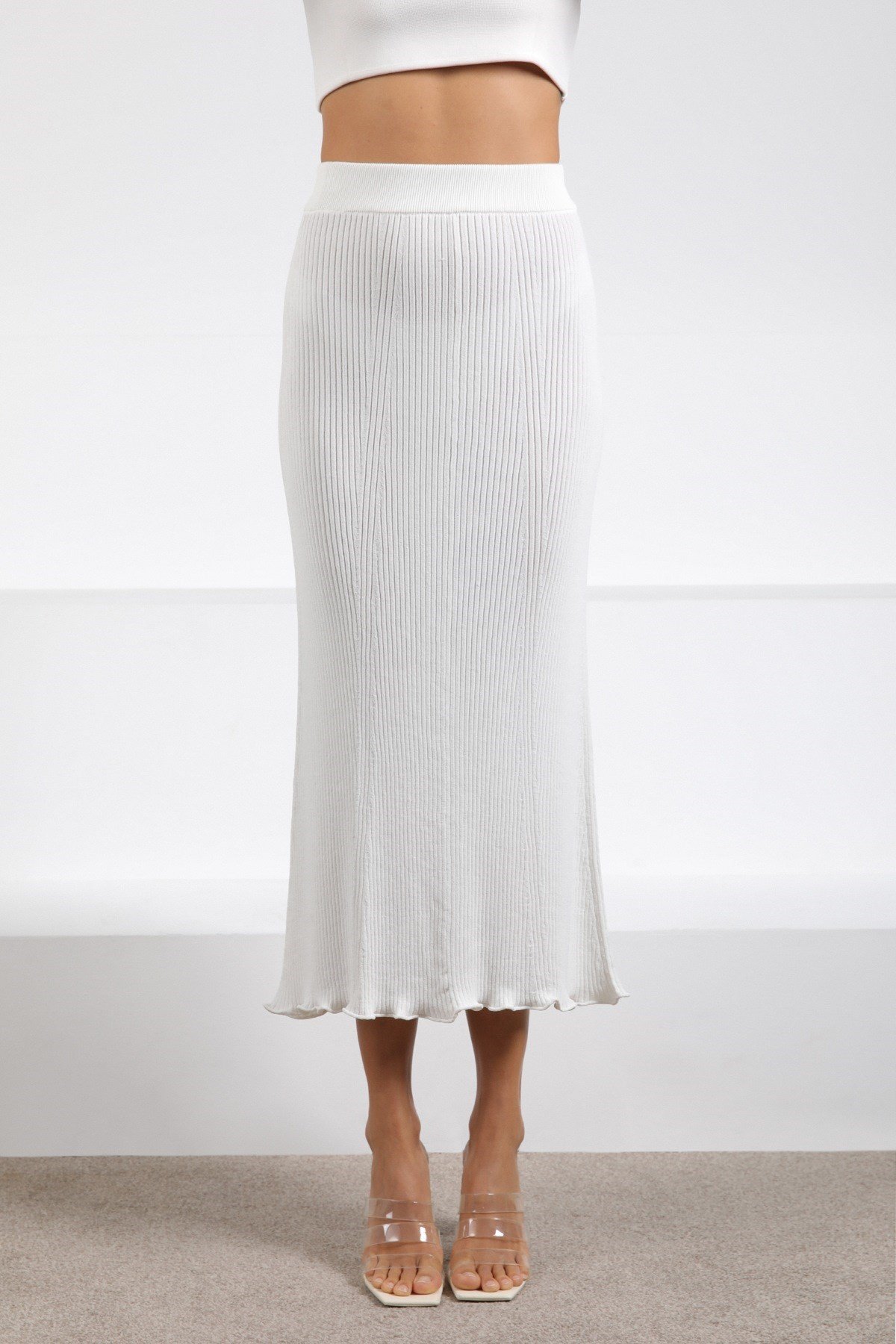 Ferraro Beyaz Midi Boy Kadın Triko Etek