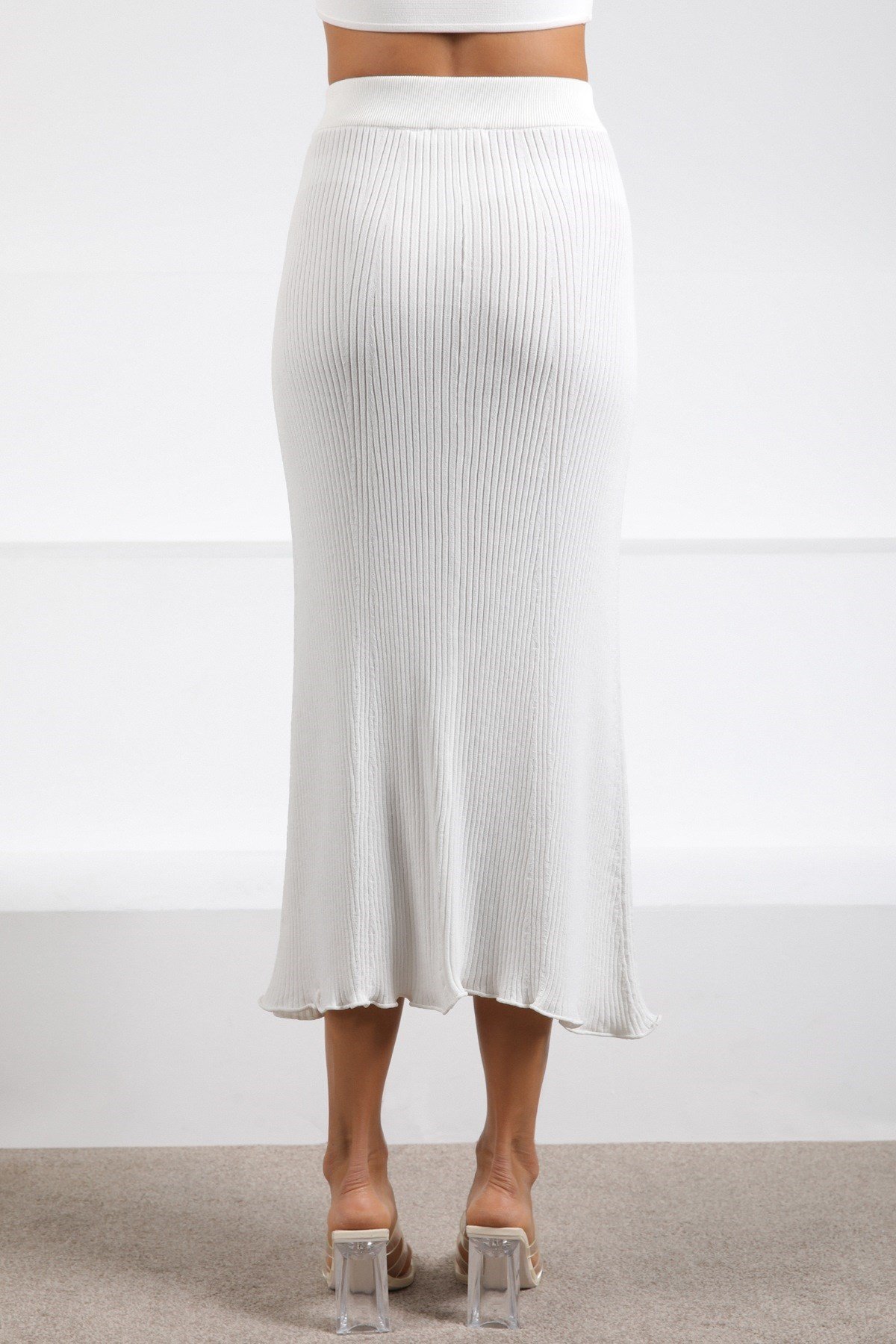 Ferraro Beyaz Midi Boy Kadın Triko Etek