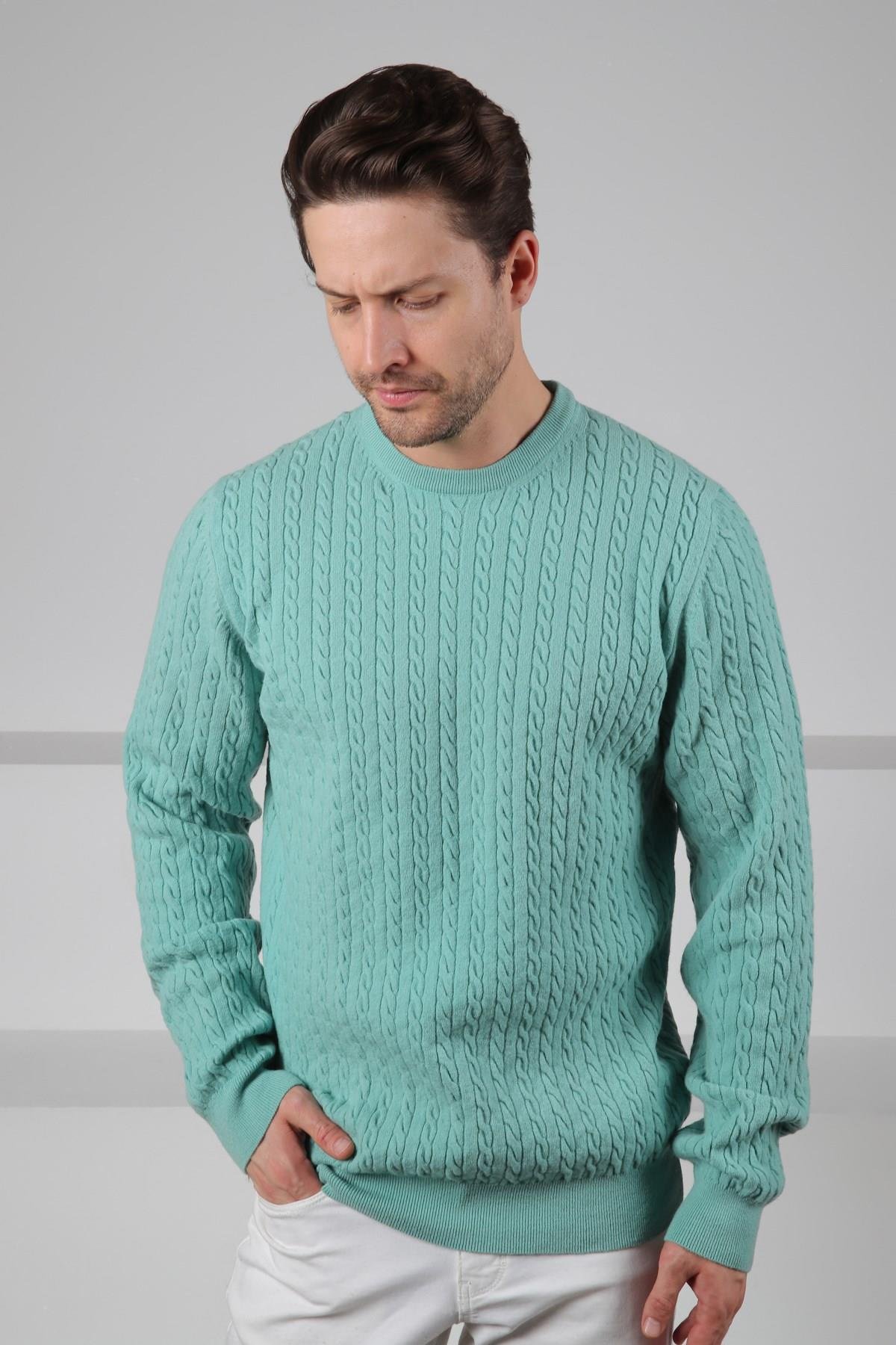 Ferraro Çağla Yeşili Bisiklet Yaka Kabartmalı Saç Örgü Desenli Uzun Kollu %100 Kuzu Yünü Erkek Triko Kazak