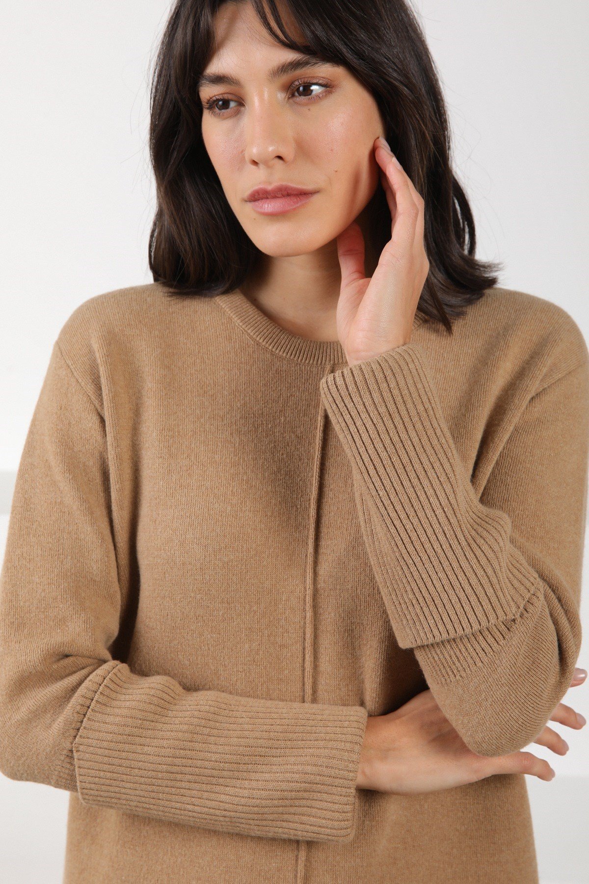 Ferraro Camel Arkadan Yırtmaçlı Midi Boy Kaşmirli Kadın Triko Elbise