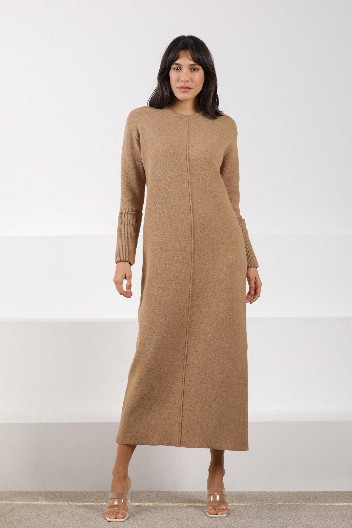 Ferraro Camel Arkadan Yırtmaçlı Midi Boy Kaşmirli Kadın Triko Elbise