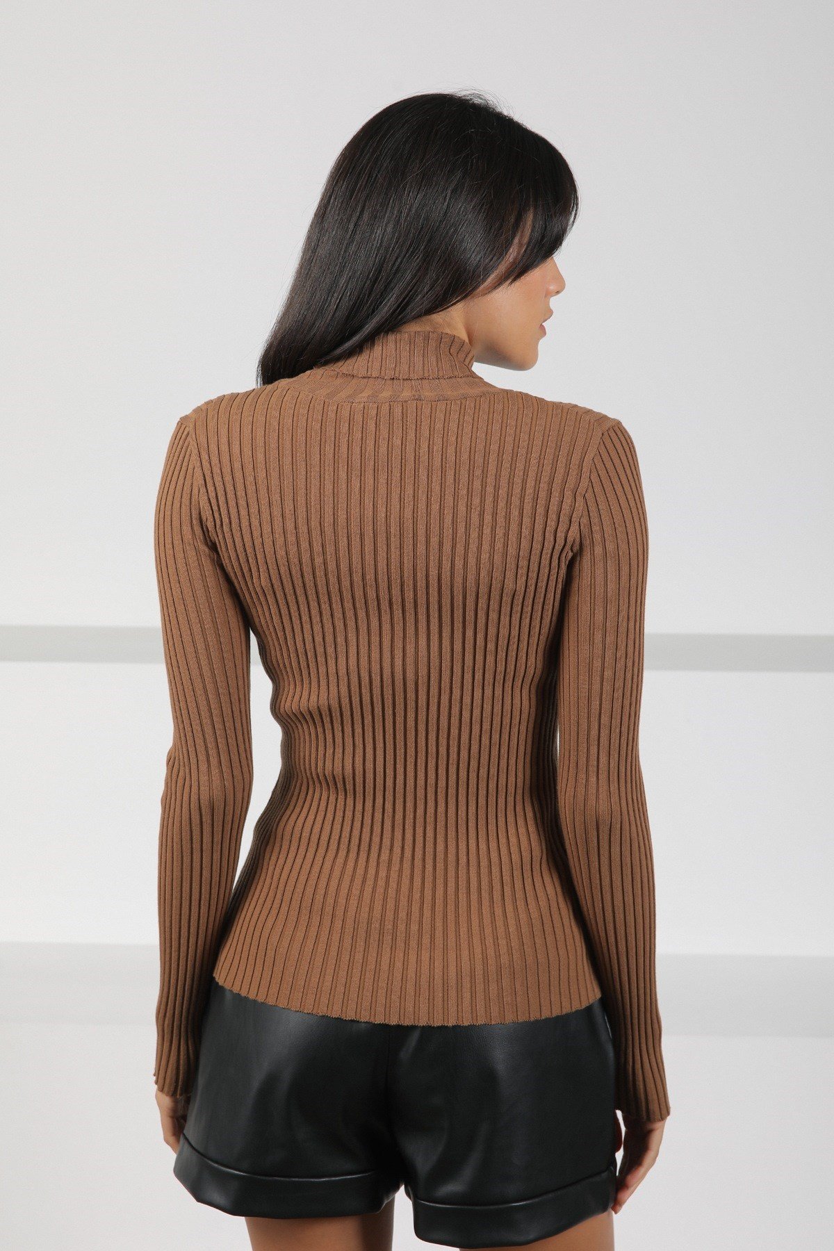 Ferraro Camel Balıkçı Yaka Pamuklu Kadın Triko Kazak