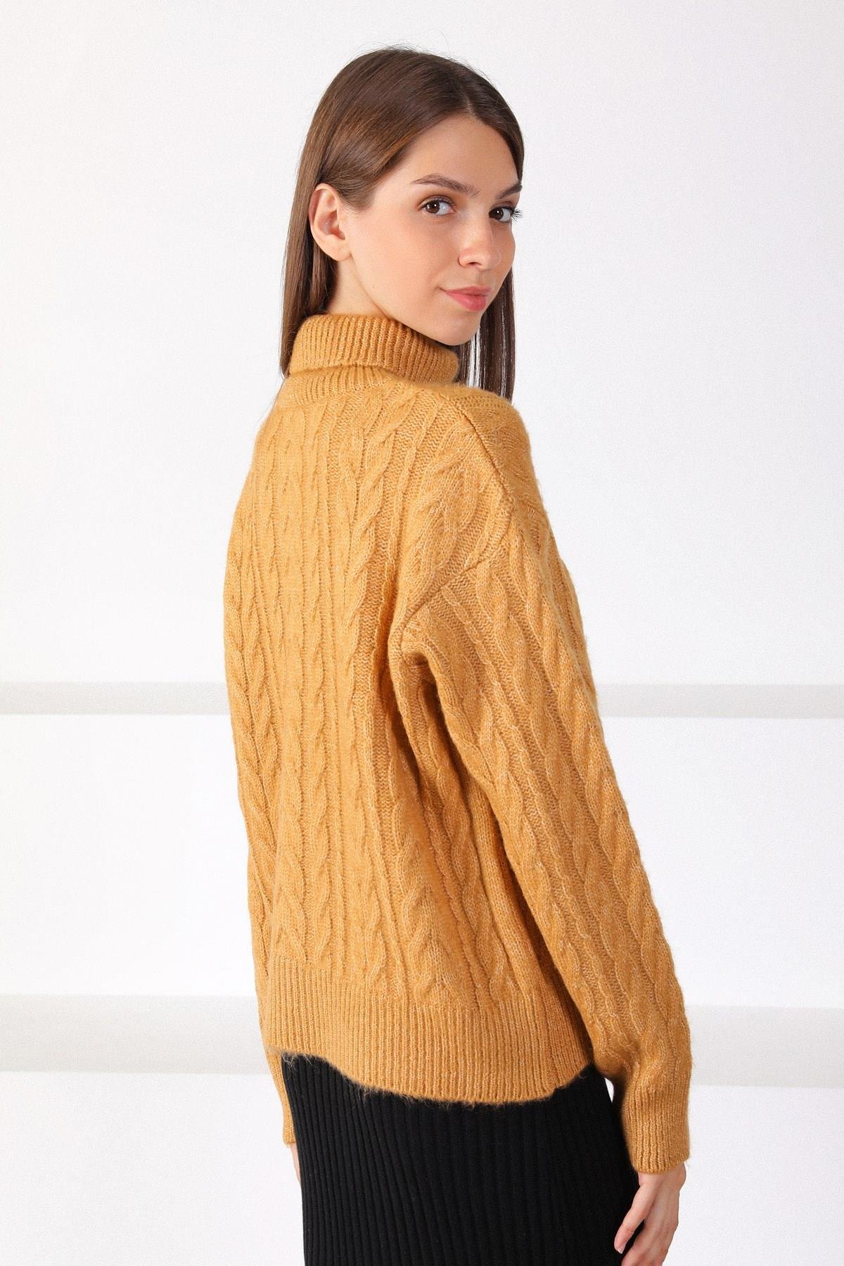 Ferraro Camel Balıkçı Yaka Saç Örgü Yün Karışımlı Kadın Triko Kazak