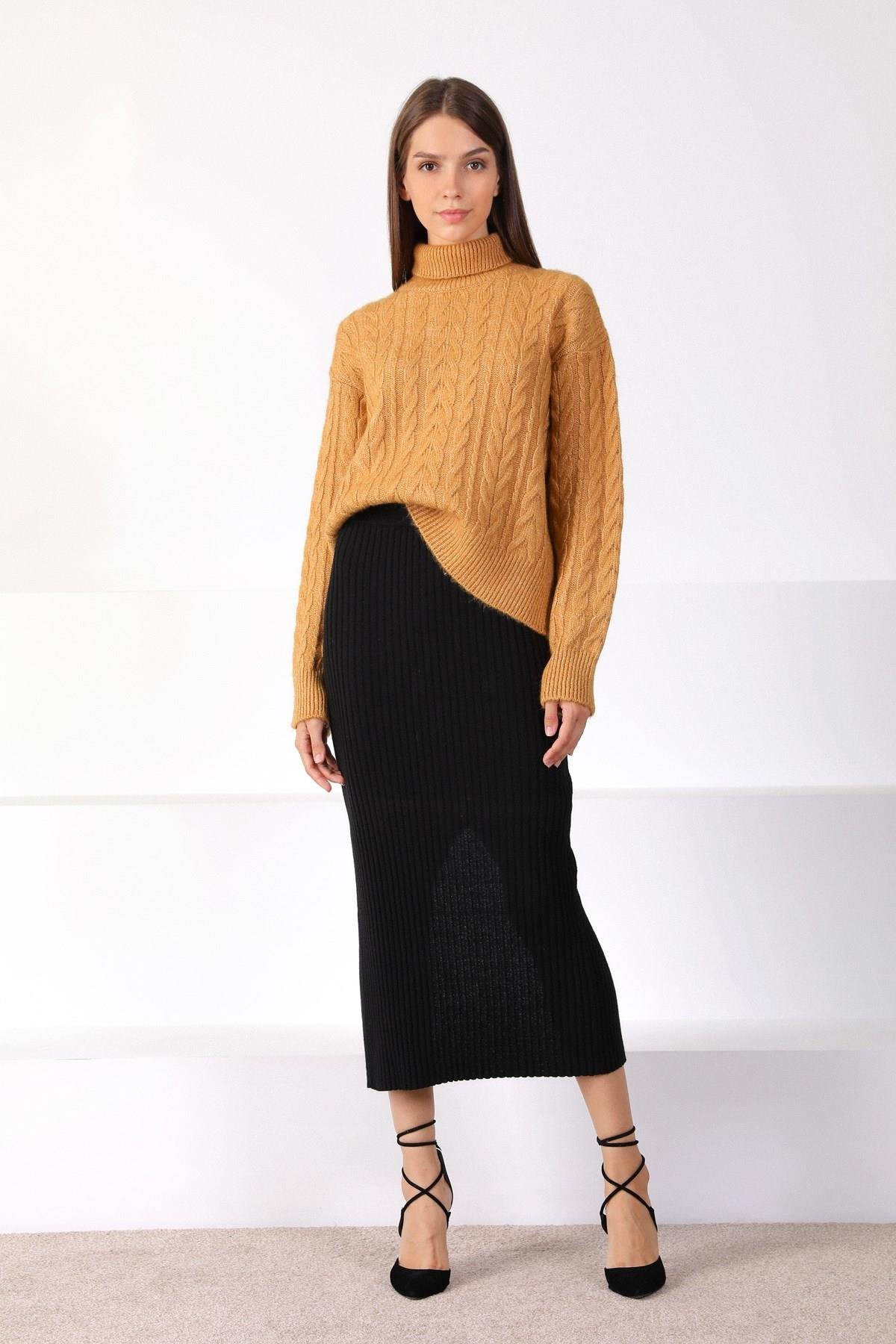 Ferraro Camel Balıkçı Yaka Saç Örgü Yün Karışımlı Kadın Triko Kazak