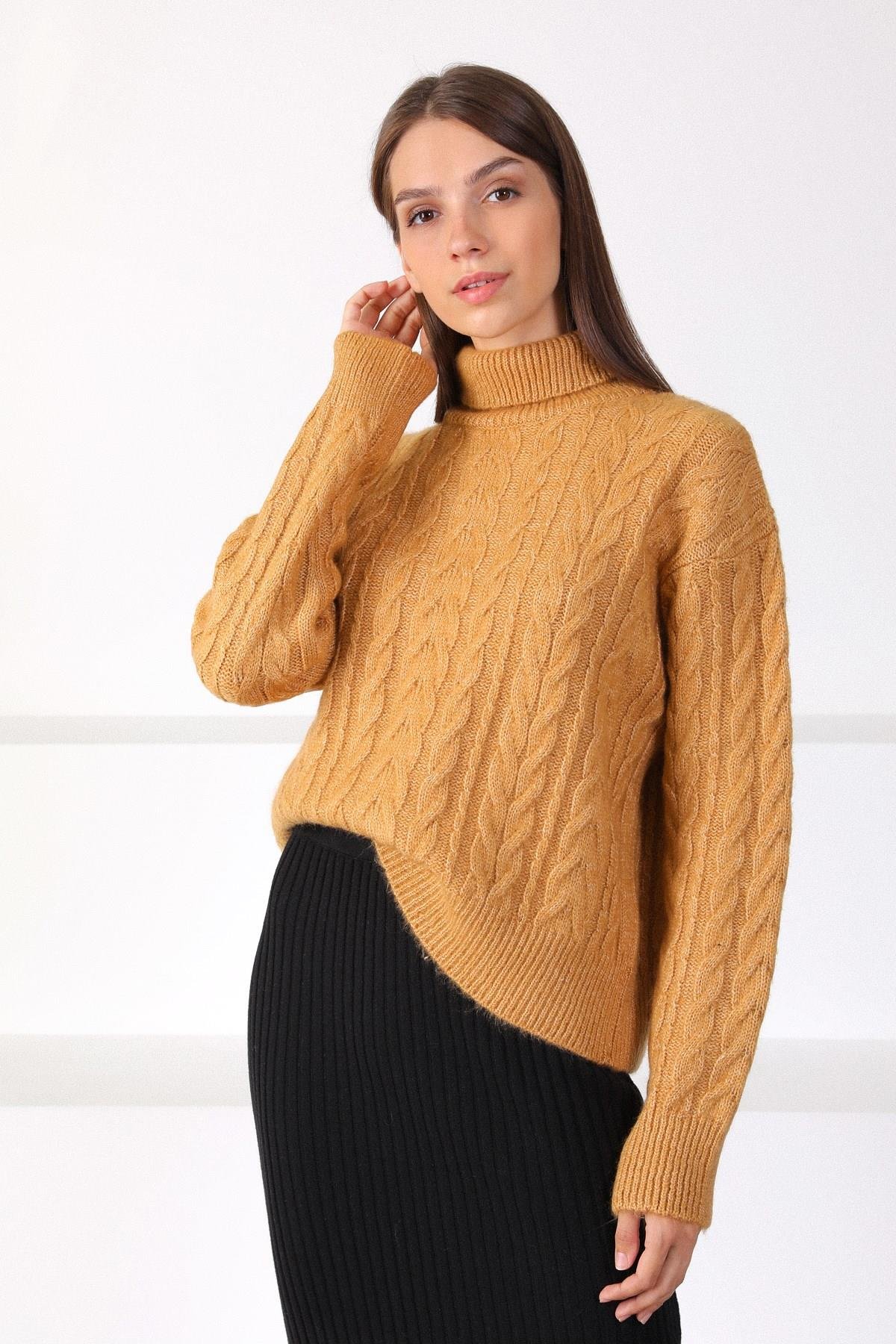 Ferraro Camel Balıkçı Yaka Saç Örgü Yün Karışımlı Kadın Triko Kazak