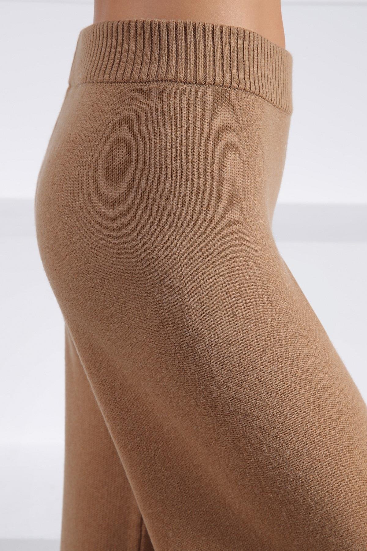 Ferraro Camel Bol Paça Kaşmirli Kadın Triko Pantolon