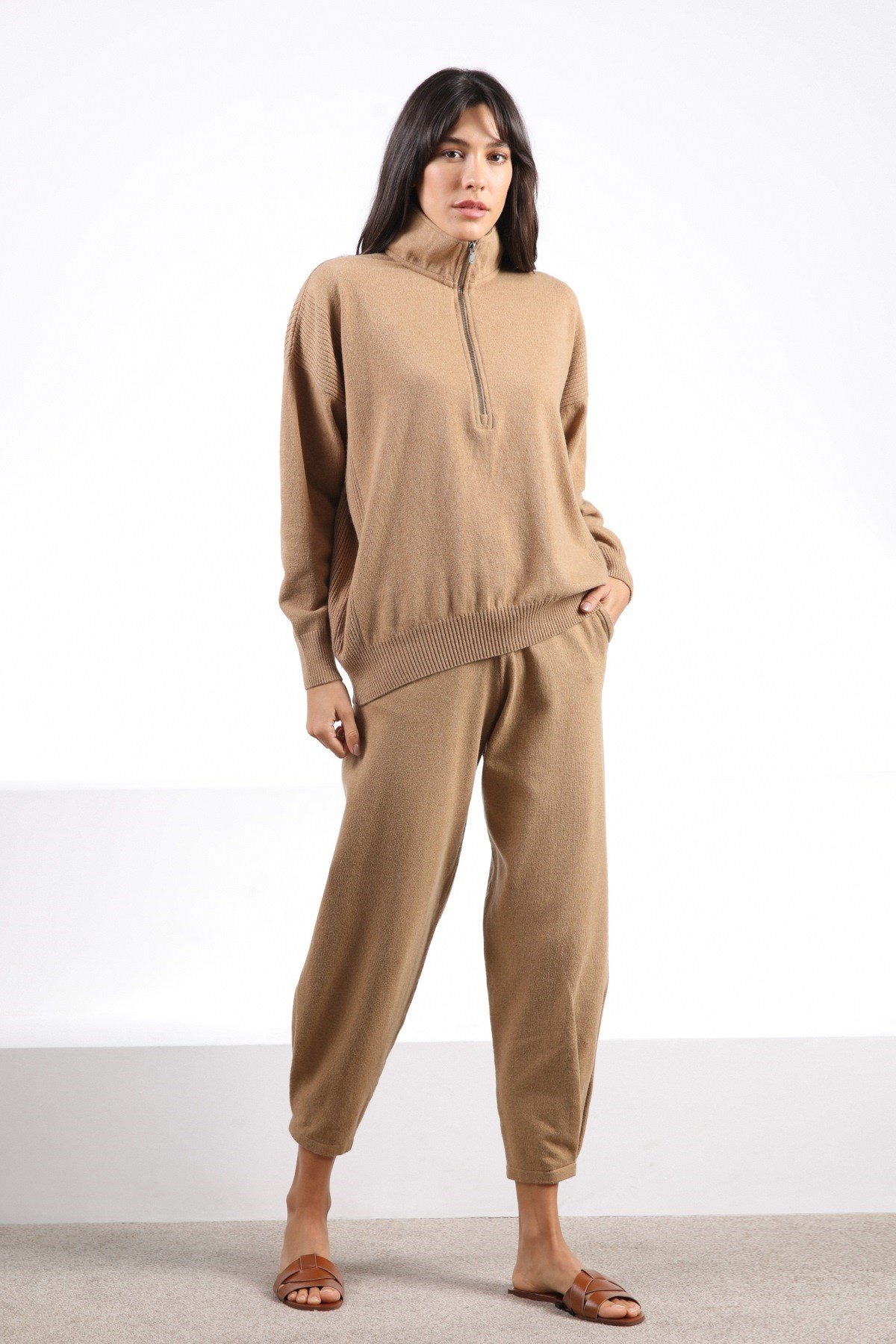 Ferraro Camel Fermuarlı Kaşmirli Kadın Triko Kazak