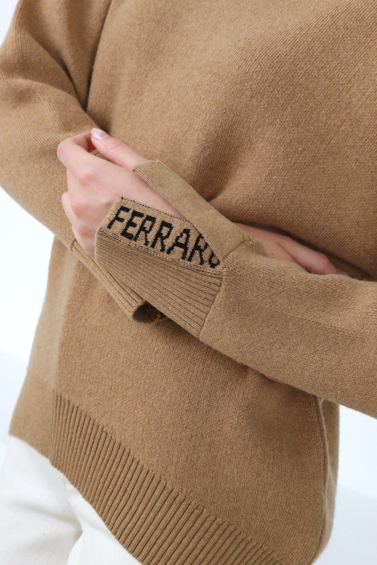 Ferraro Camel Kol Detaylı Yarım Balıkçı Yaka Kaşmirli Kadın Triko Kazak