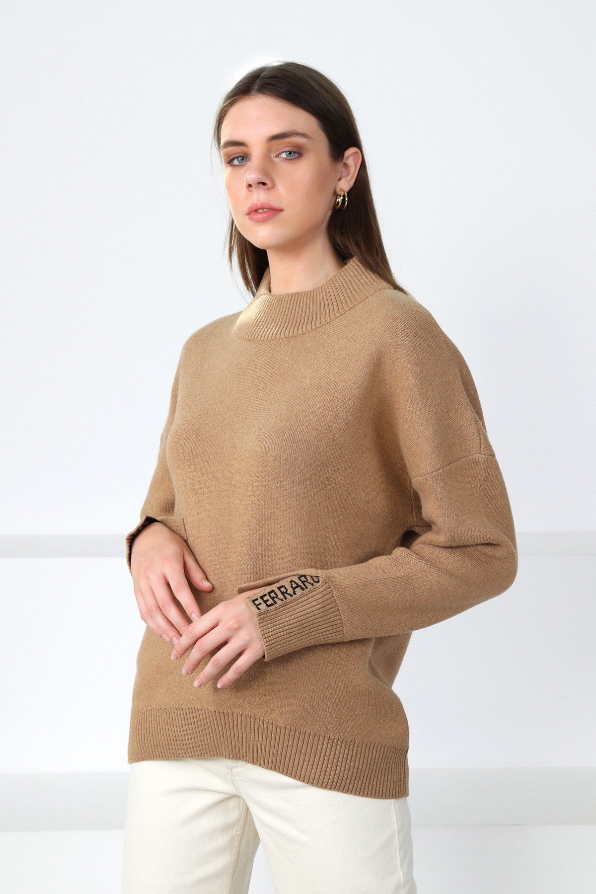 Ferraro Camel Kol Detaylı Yarım Balıkçı Yaka Kaşmirli Kadın Triko Kazak