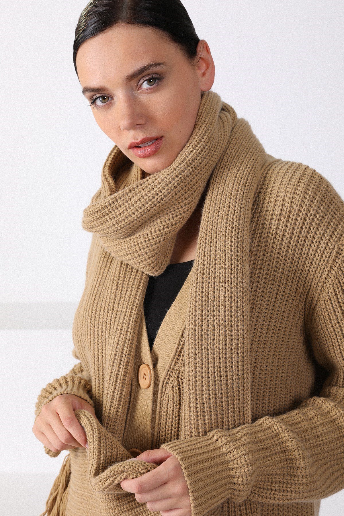 Ferraro Camel Kuzu Yünü Oversize Kadın Triko Hırka