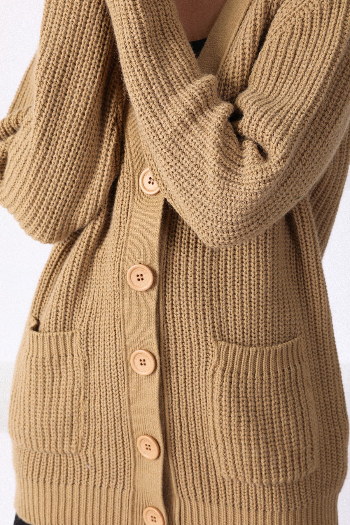 Ferraro Camel Kuzu Yünü Oversize Kadın Triko Hırka