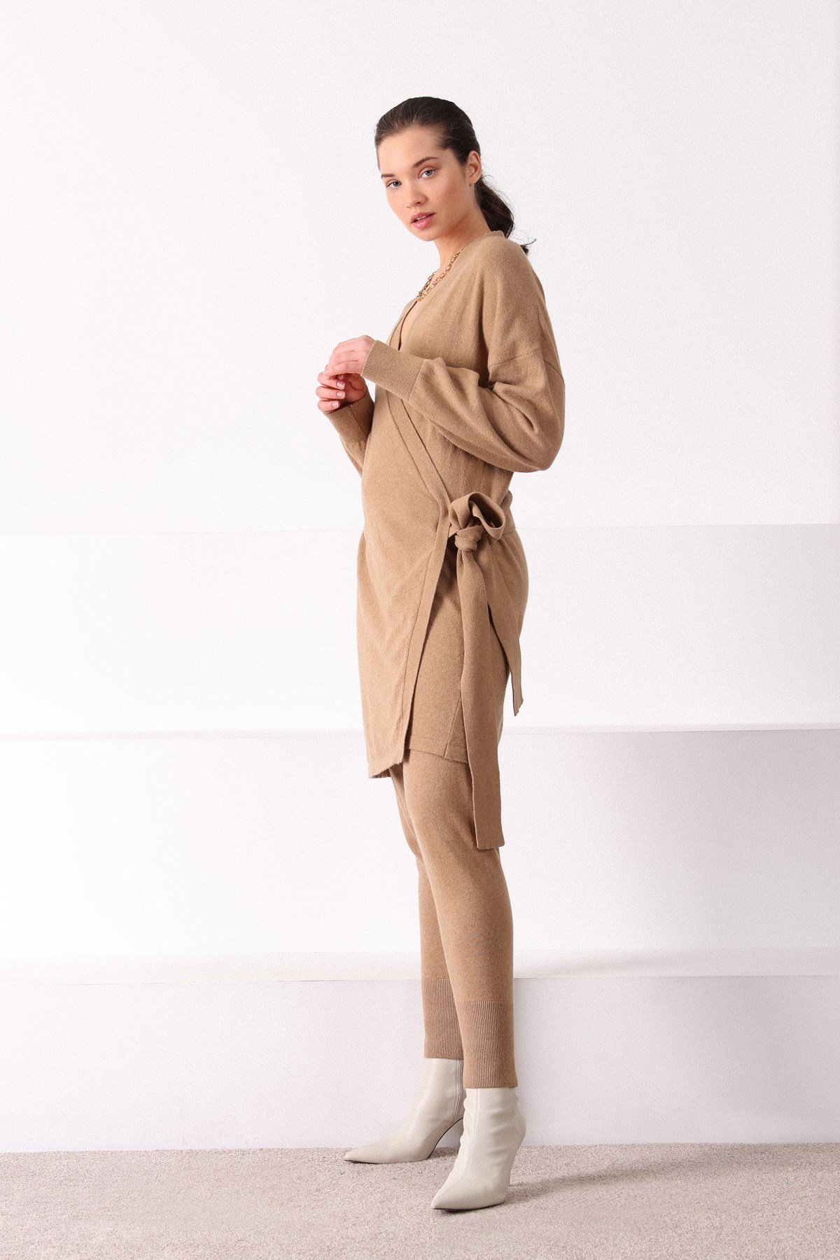 Ferraro Camel Paçası Lastikli Kaşmirli Kadın Triko Pantolon