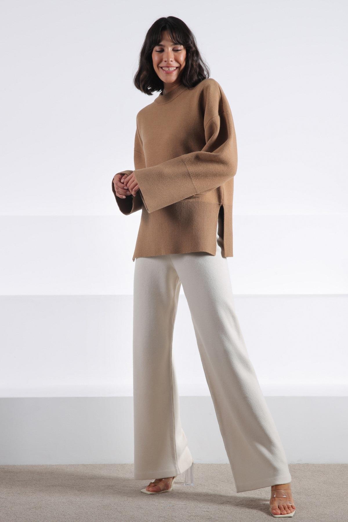 Ferraro Camel Uzun Kollu Bisiklet Yaka Kaşmirli Kadın Triko Kazak